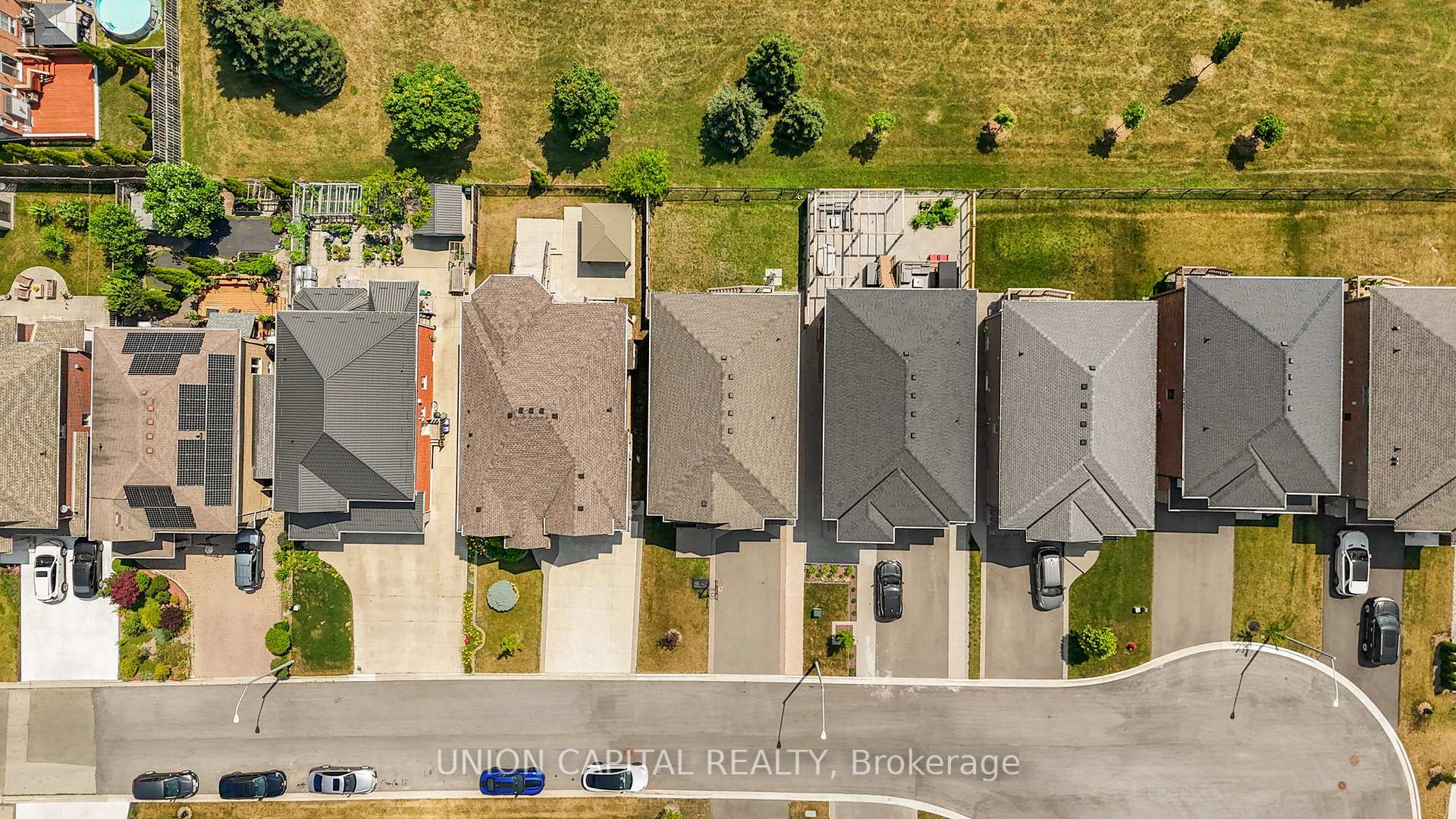 Photo 41 of 26 Hampshire Place, Hamilton, Stoney Creek Mountain — HOMEH