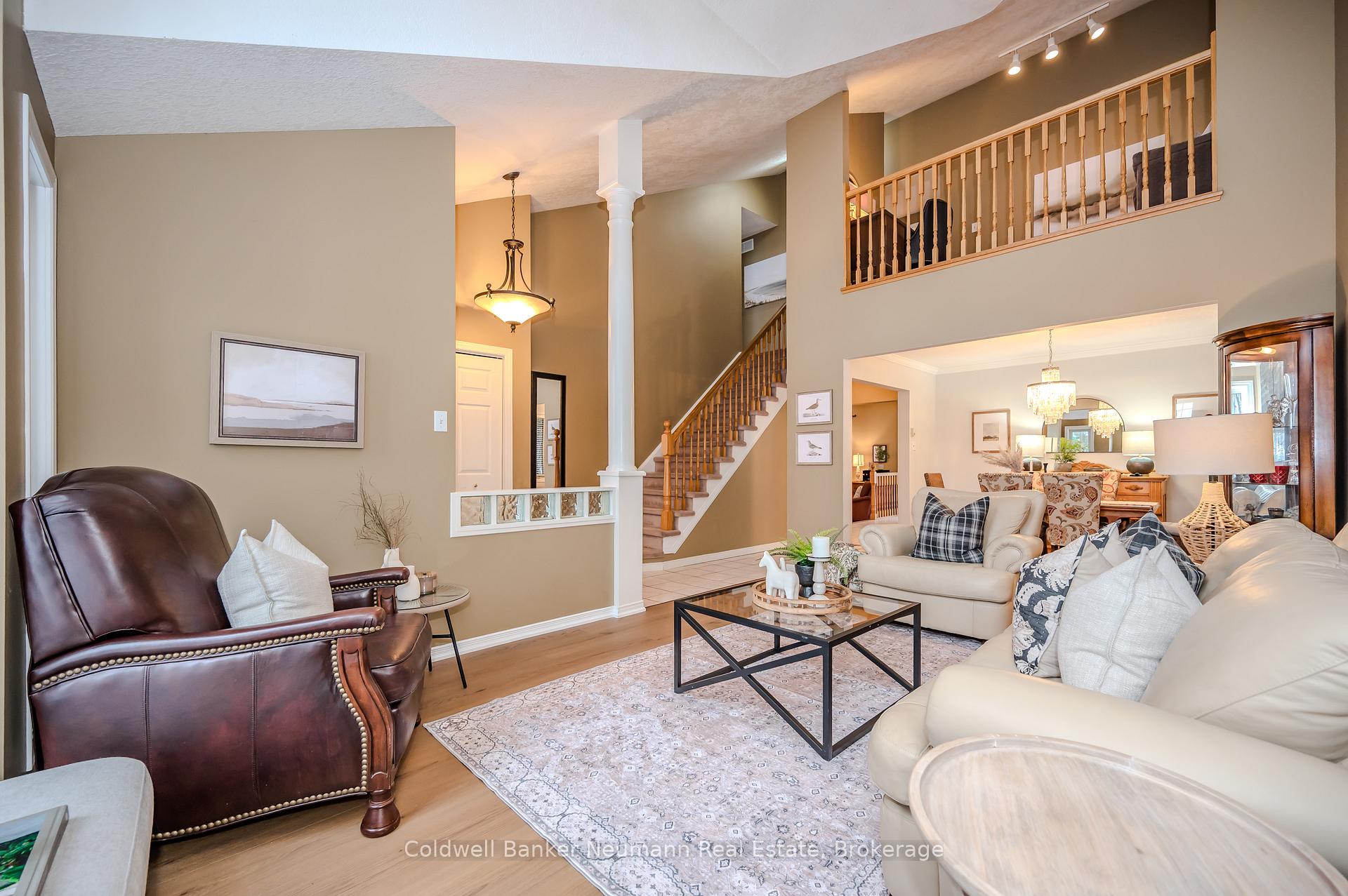 Photo 3 of 108 Pine Ridge Drive, Guelph, Pineridge/Westminster Woods — HOMEH