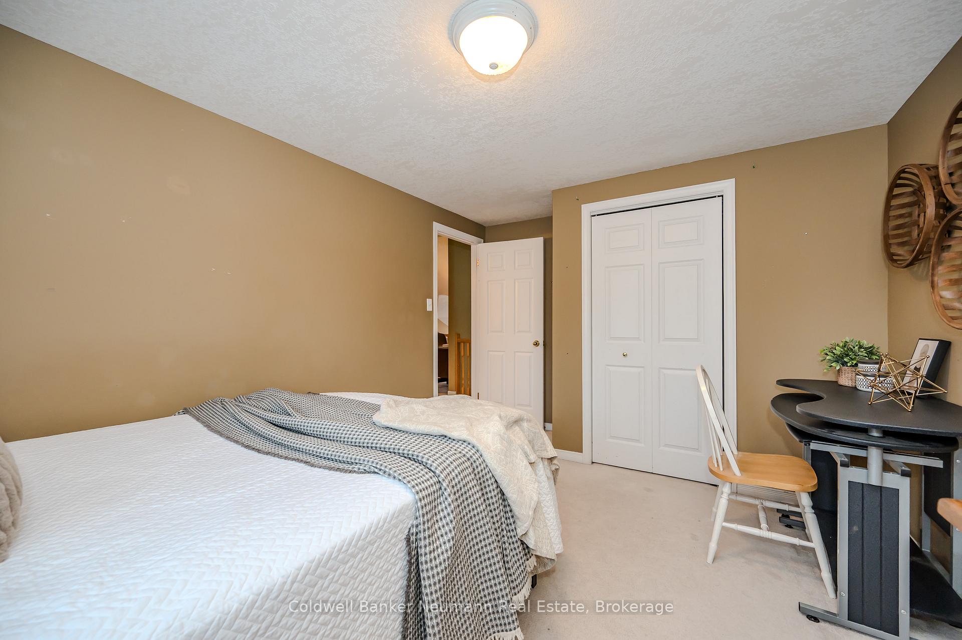 Photo 30 of 108 Pine Ridge Drive, Guelph, Pineridge/Westminster Woods — HOMEH