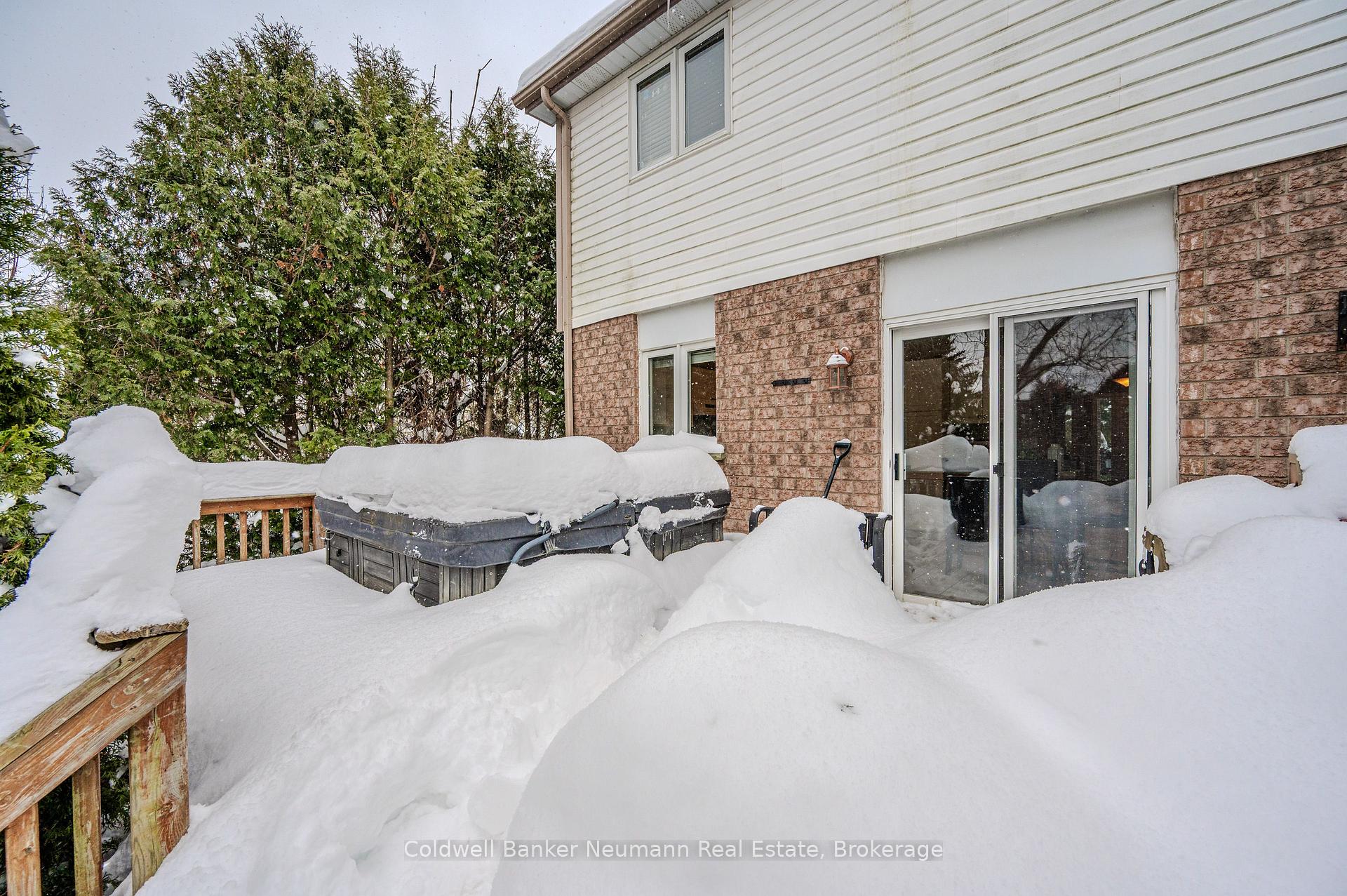 Photo 38 of 108 Pine Ridge Drive, Guelph, Pineridge/Westminster Woods — HOMEH