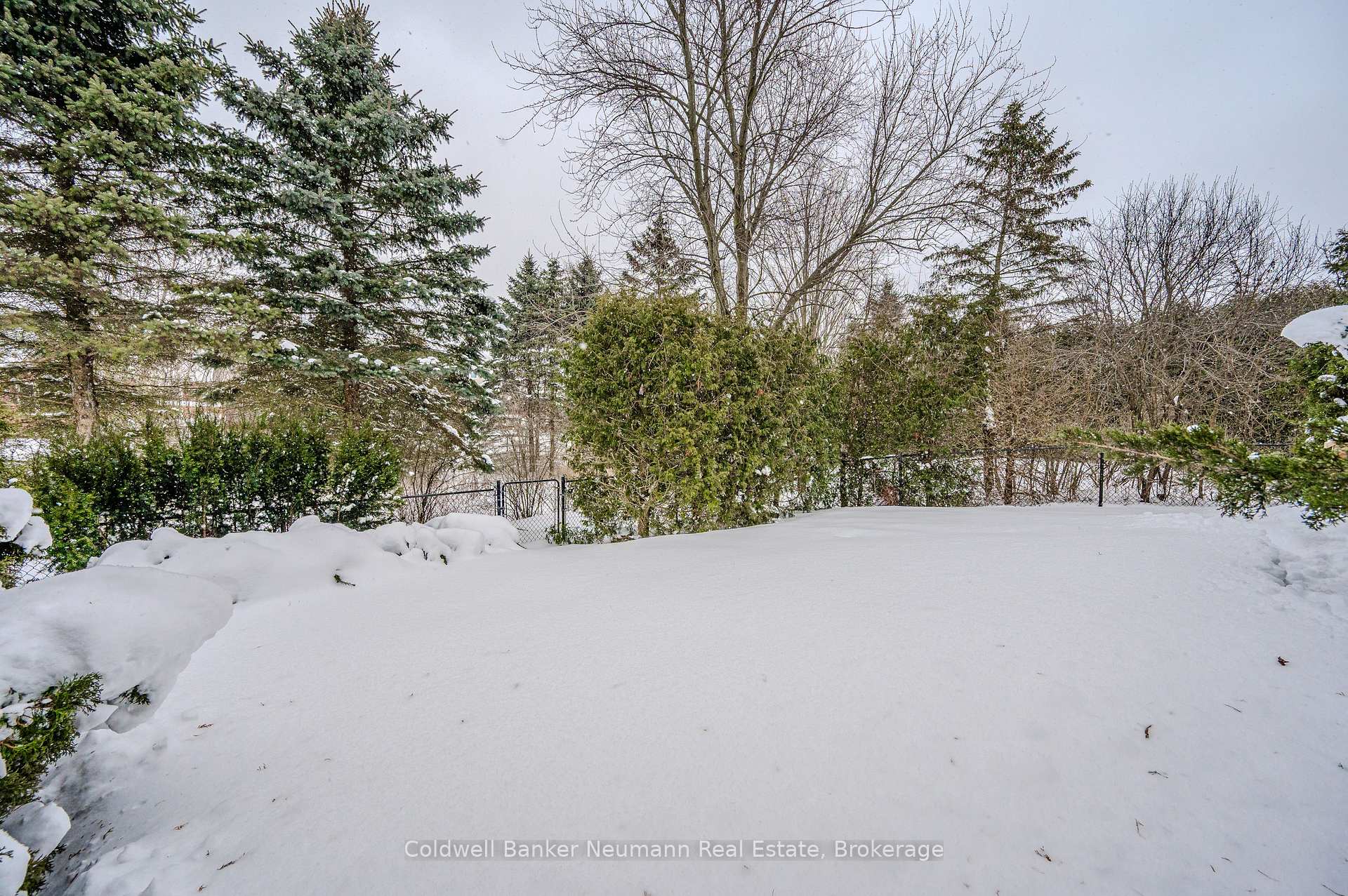 Photo 40 of 108 Pine Ridge Drive, Guelph, Pineridge/Westminster Woods — HOMEH