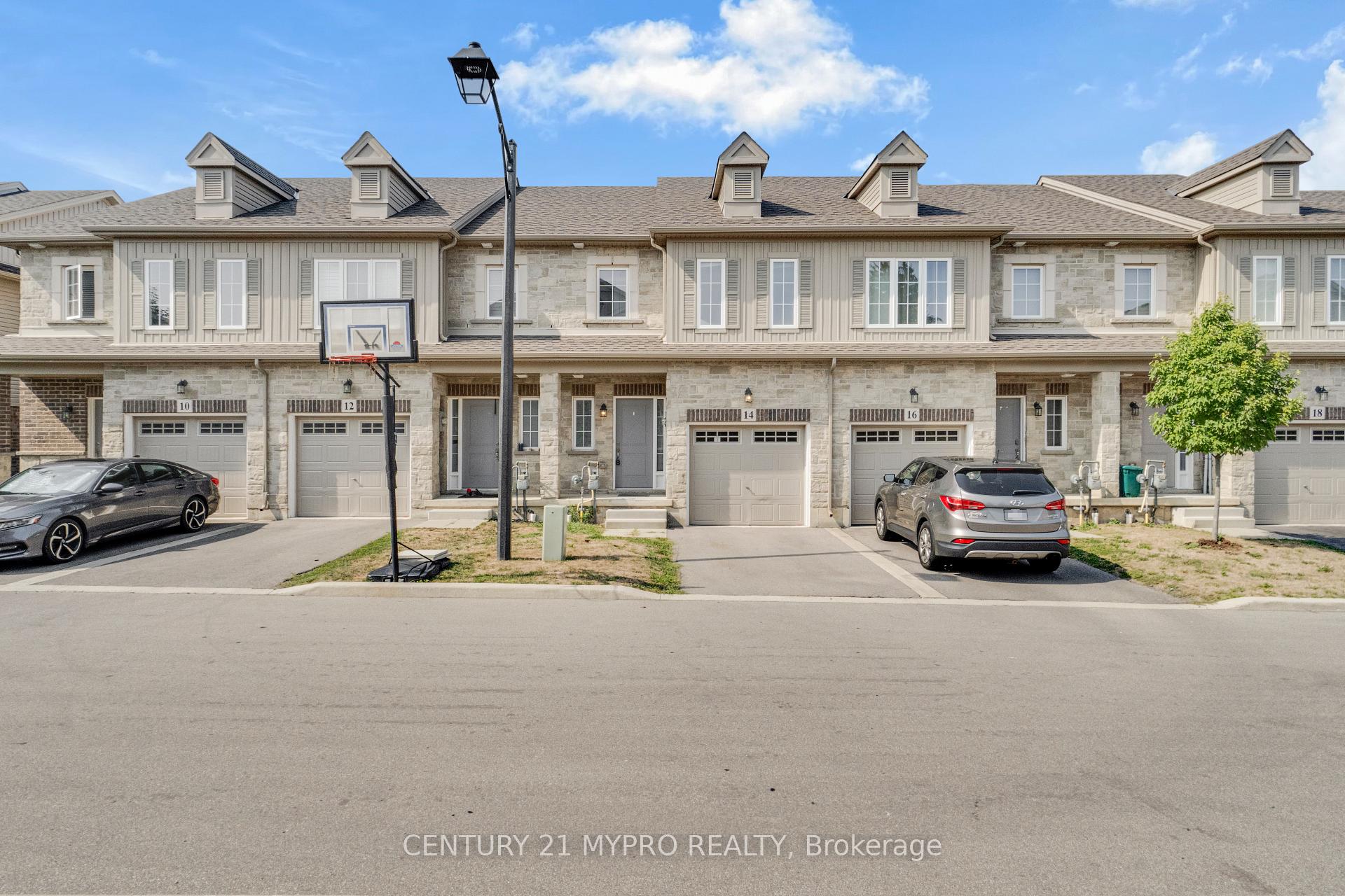 Photo 3 of 14 Dayman Drive, Hamilton, Meadowlands — HOMEH