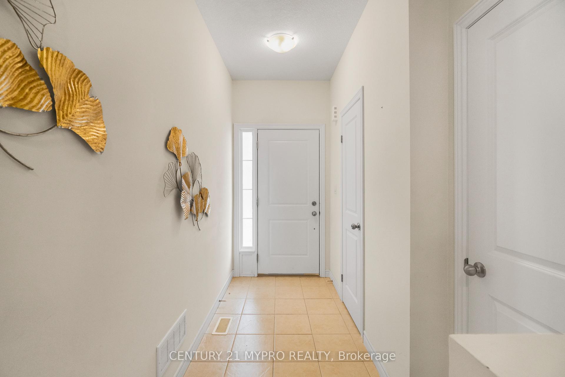 Photo 10 of 14 Dayman Drive, Hamilton, Meadowlands — HOMEH