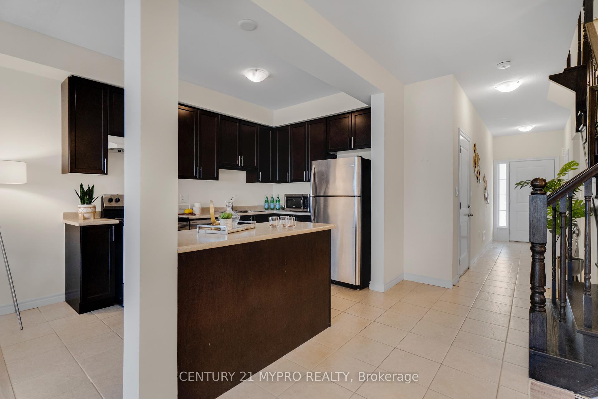 Photo 13 of 14 Dayman Drive, Hamilton, Meadowlands — HOMEH