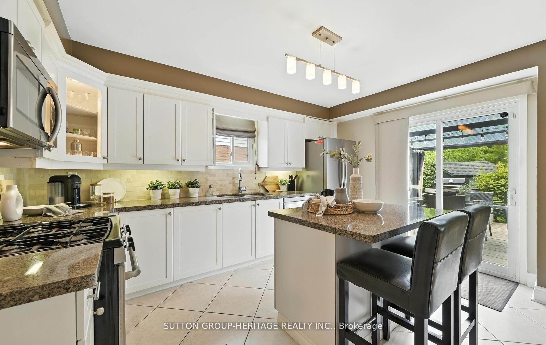 Photo 2 of 2 Frazer Road, Ajax, South West — HOMEH