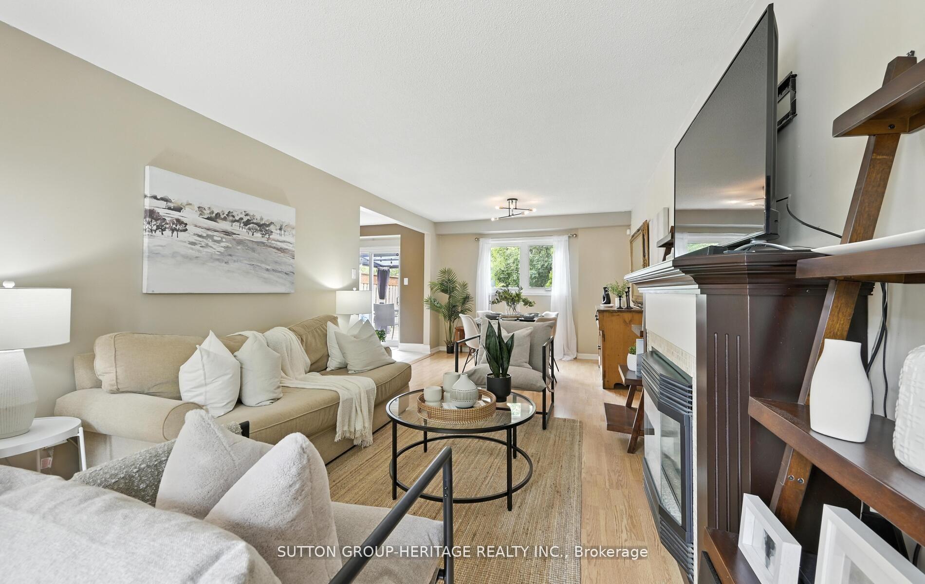 Photo 8 of 2 Frazer Road, Ajax, South West — HOMEH