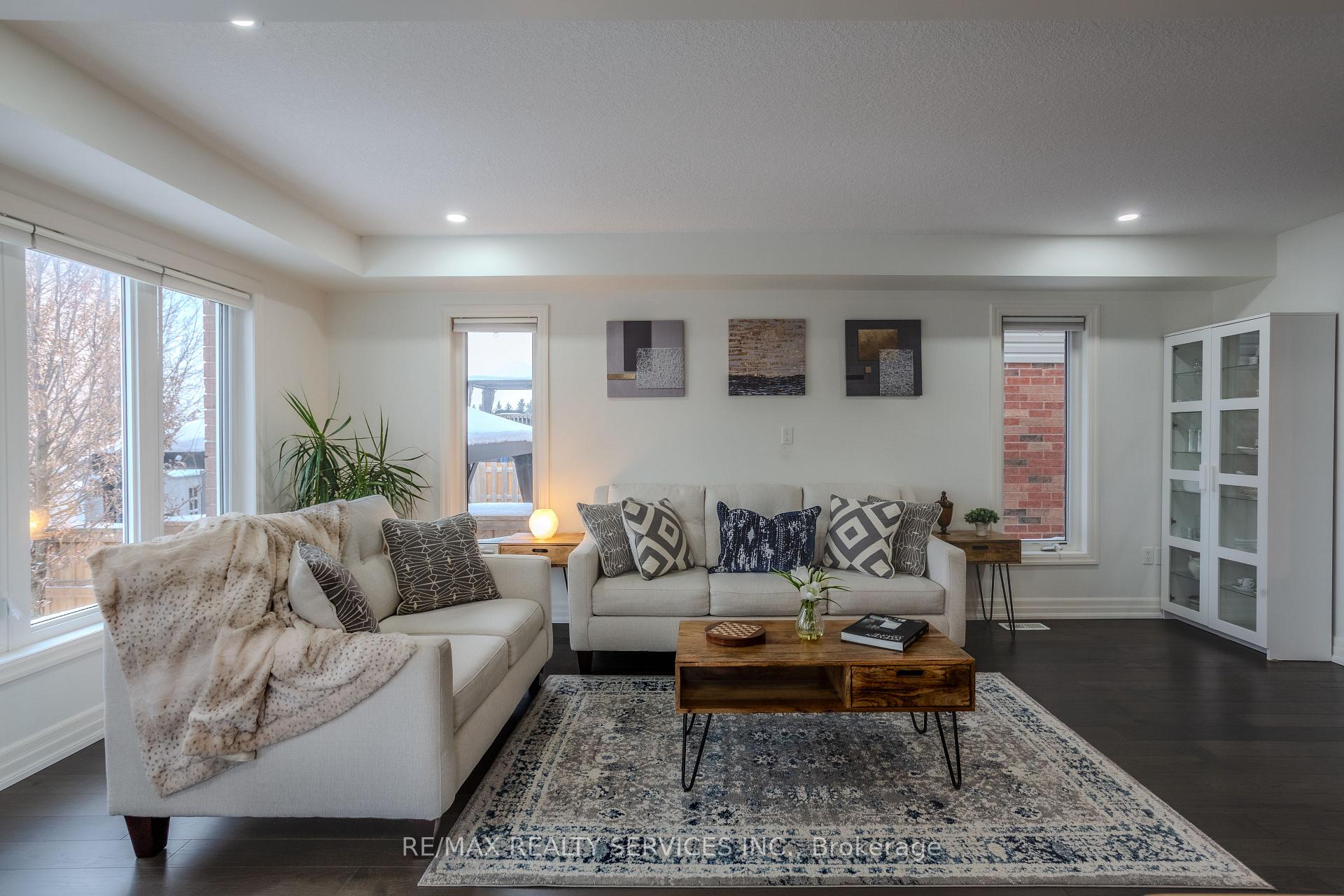 Photo 7 of 225 Goodwin Drive, Guelph, Pineridge/Westminster Woods — HOMEH