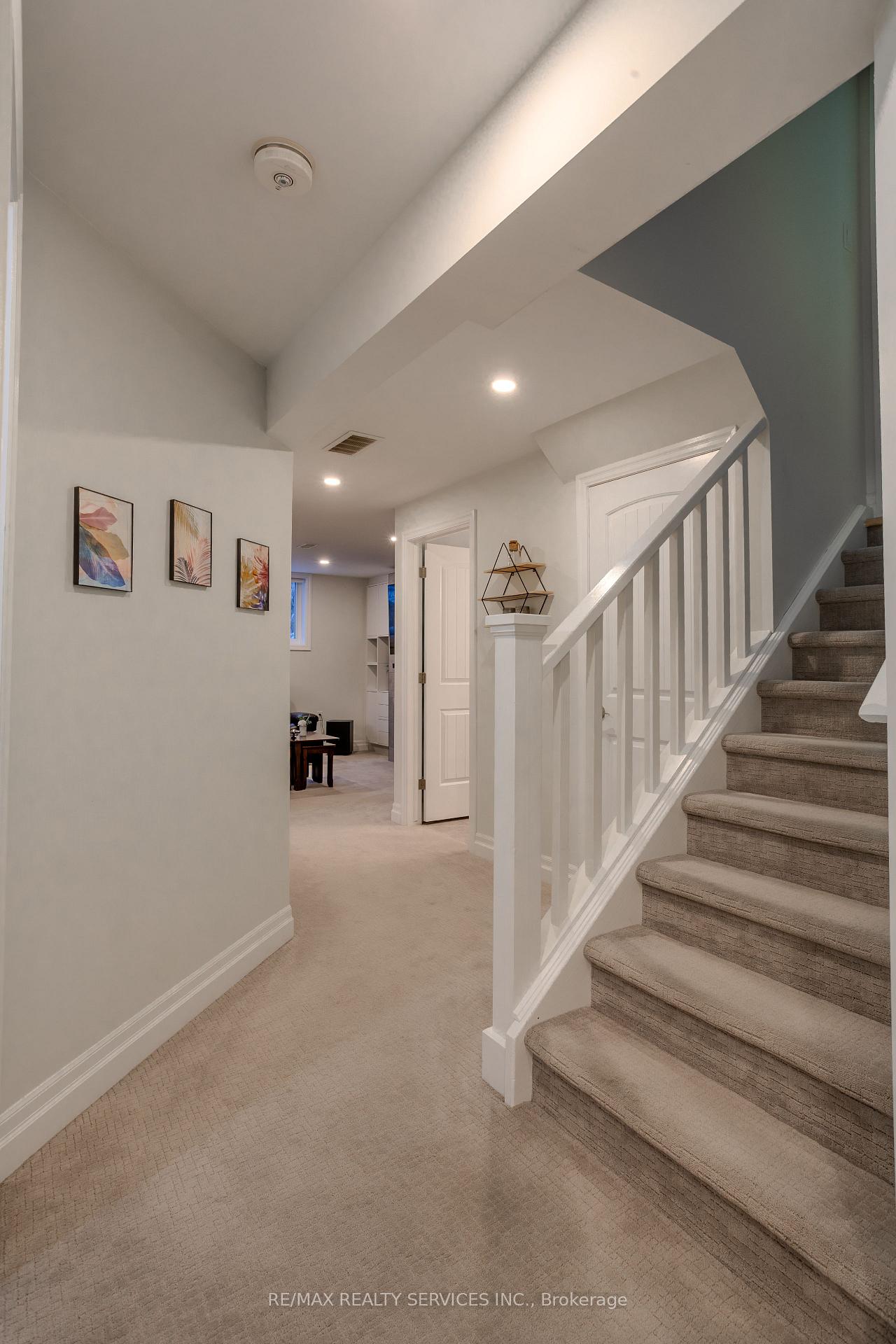 Photo 44 of 225 Goodwin Drive, Guelph, Pineridge/Westminster Woods — HOMEH