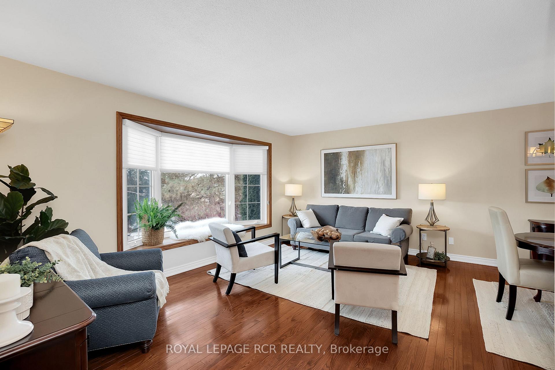 Photo 7 of 74 Old King Road, Caledon, Bolton East — HOMEH