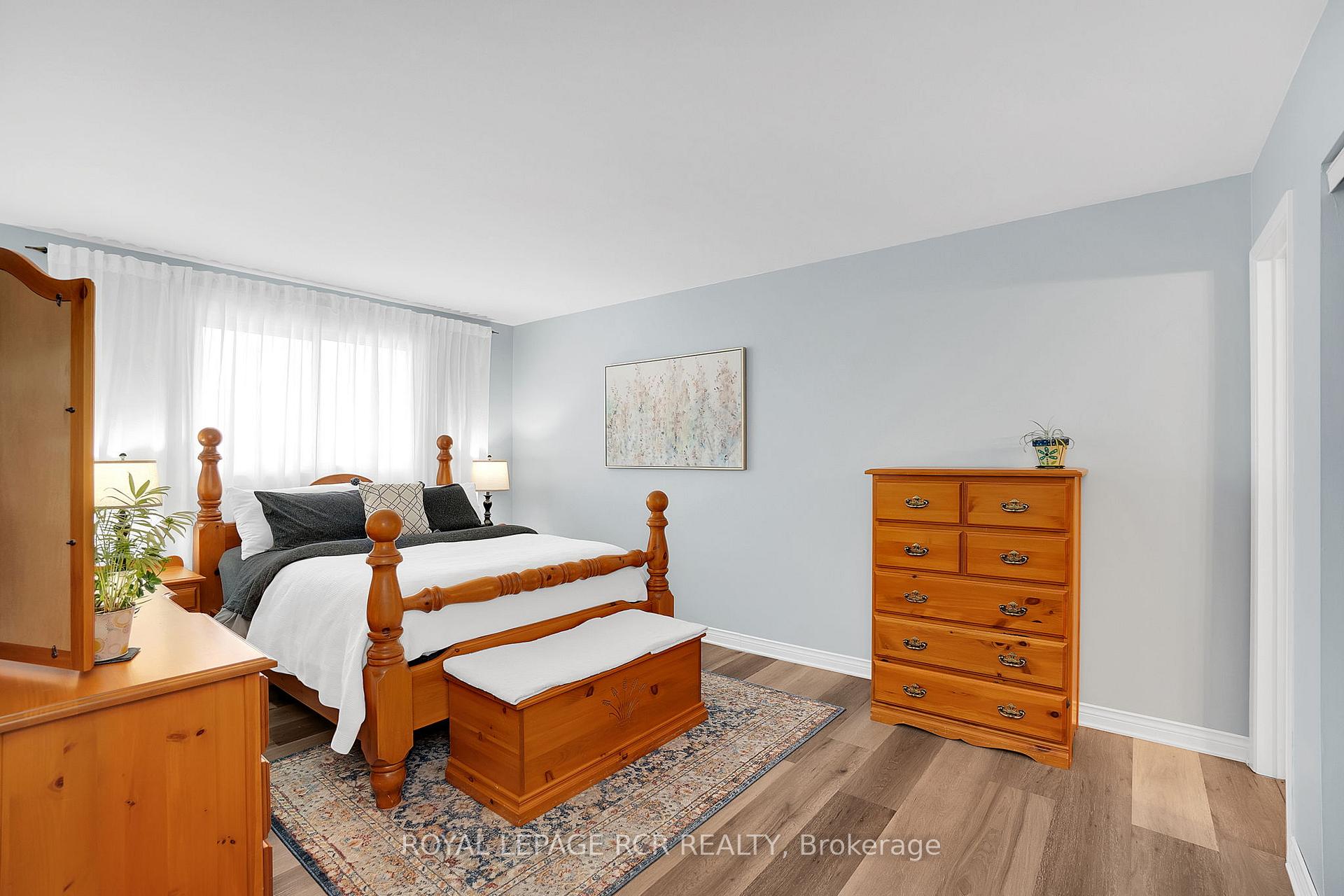 Photo 14 of 74 Old King Road, Caledon, Bolton East — HOMEH
