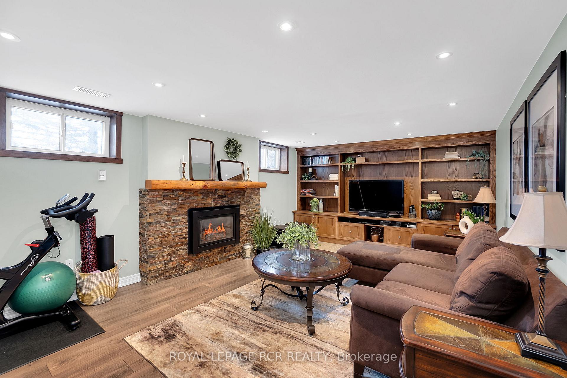 Photo 24 of 74 Old King Road, Caledon, Bolton East — HOMEH