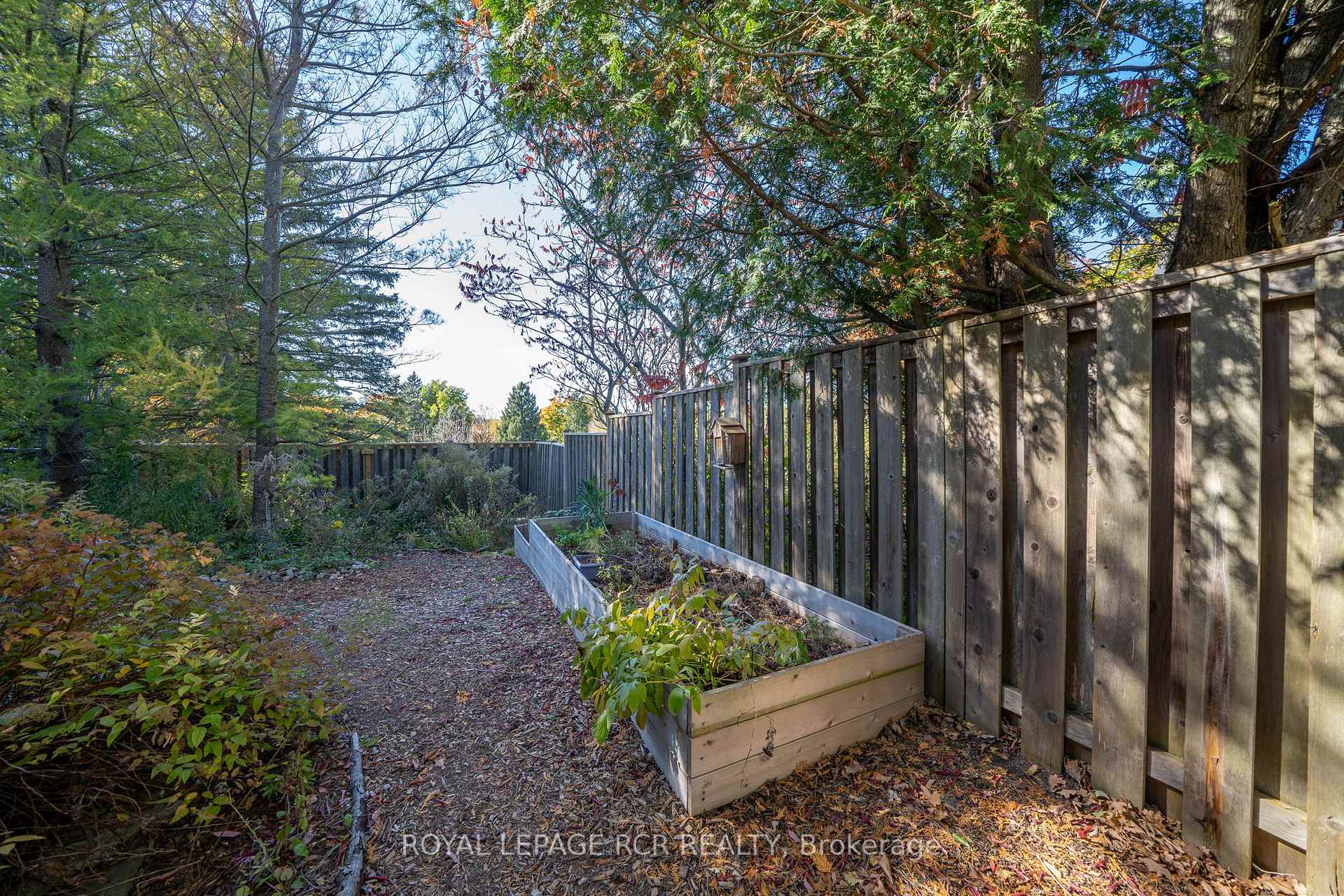 Photo 35 of 74 Old King Road, Caledon, Bolton East — HOMEH