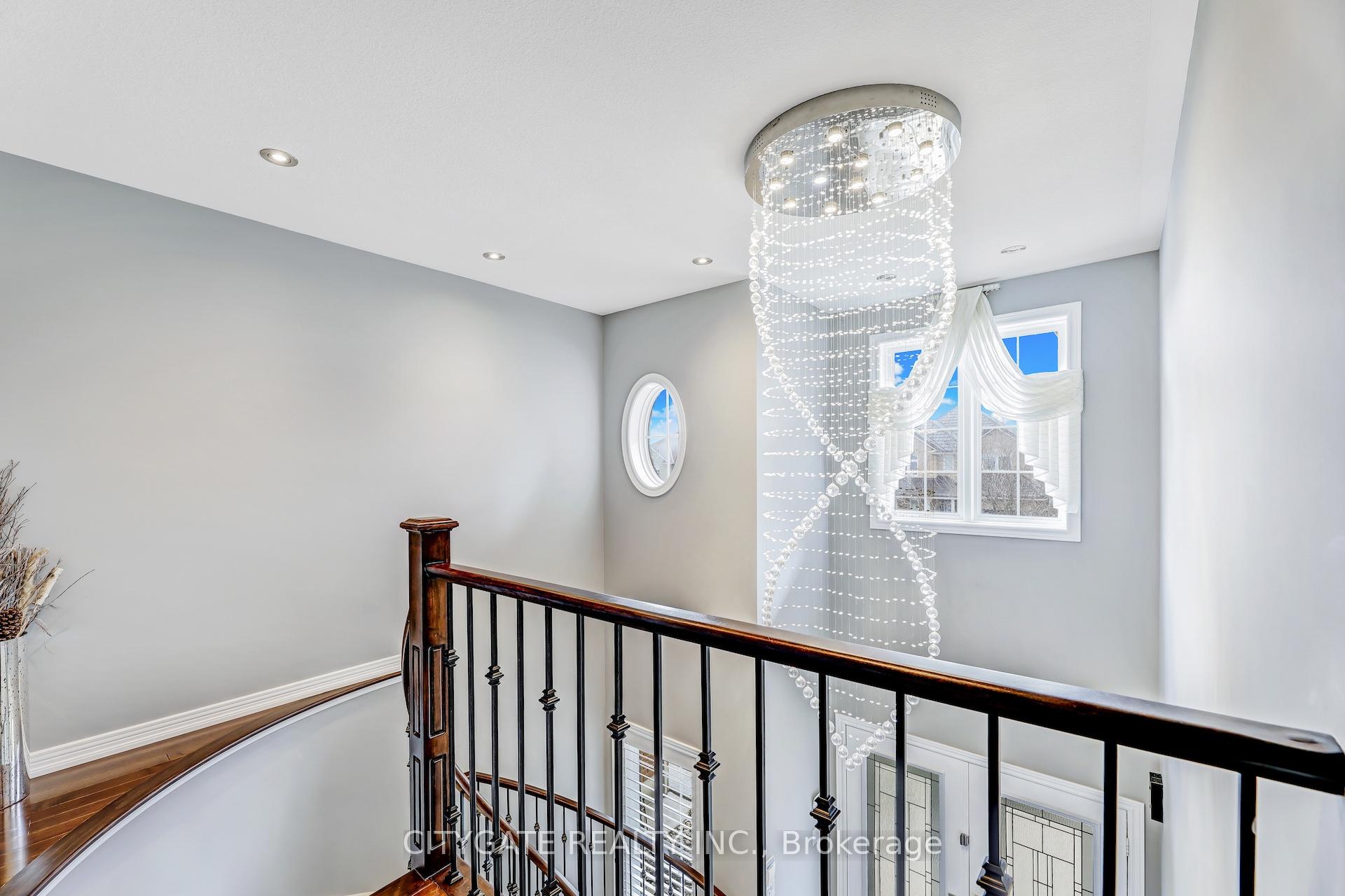 Photo 20 of 24 Simpson Avenue, Hamilton, Stoney Creek — HOMEH