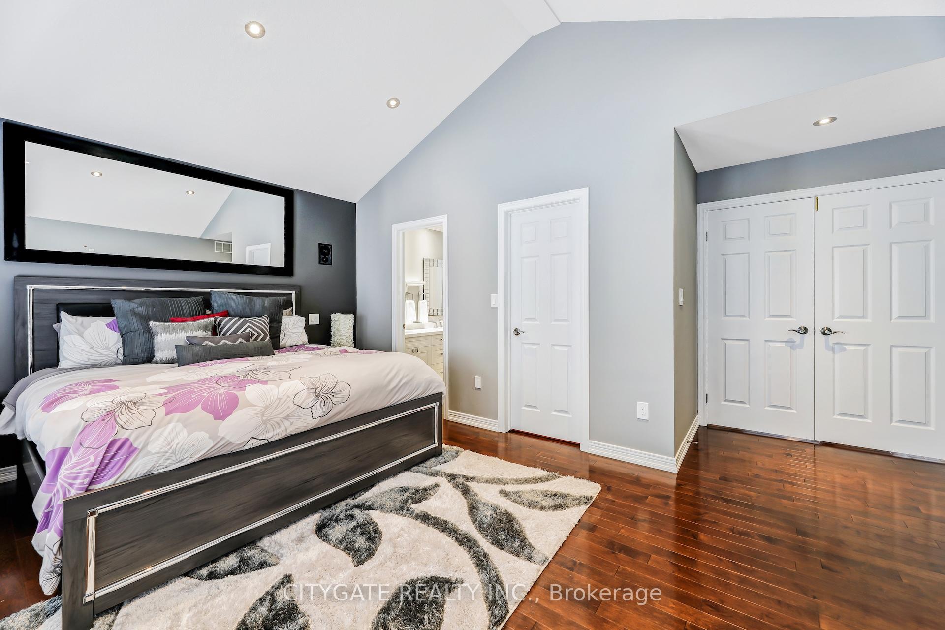 Photo 25 of 24 Simpson Avenue, Hamilton, Stoney Creek — HOMEH