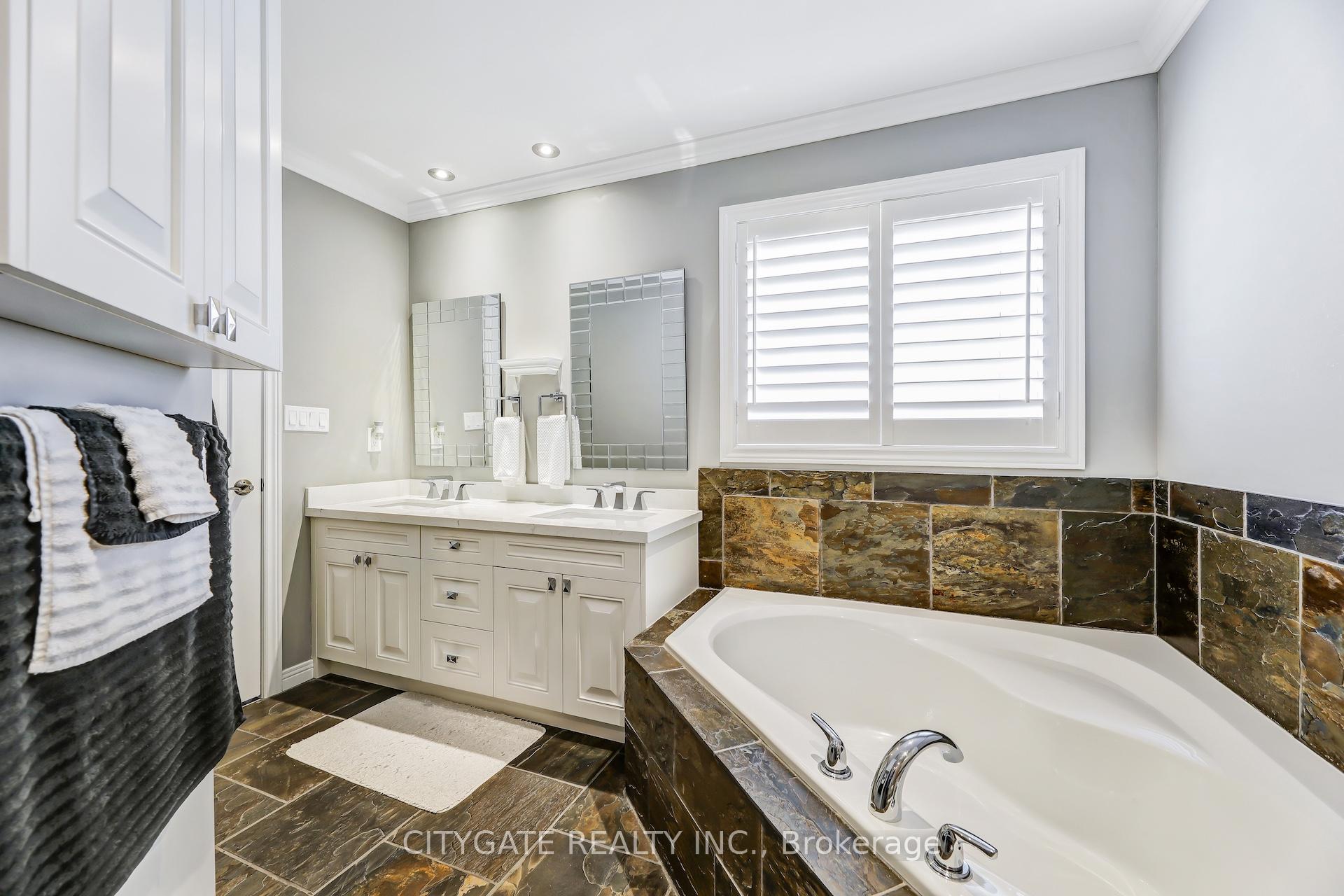 Photo 26 of 24 Simpson Avenue, Hamilton, Stoney Creek — HOMEH