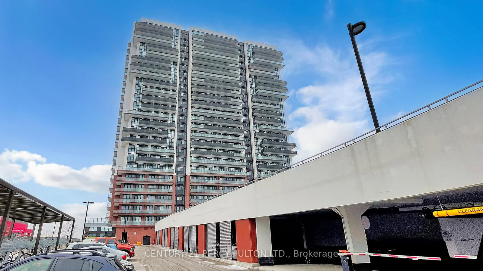 Photo 3 of Unit 1504, 2550 Simcoe St N, Oshawa, Windfields — HOMEH