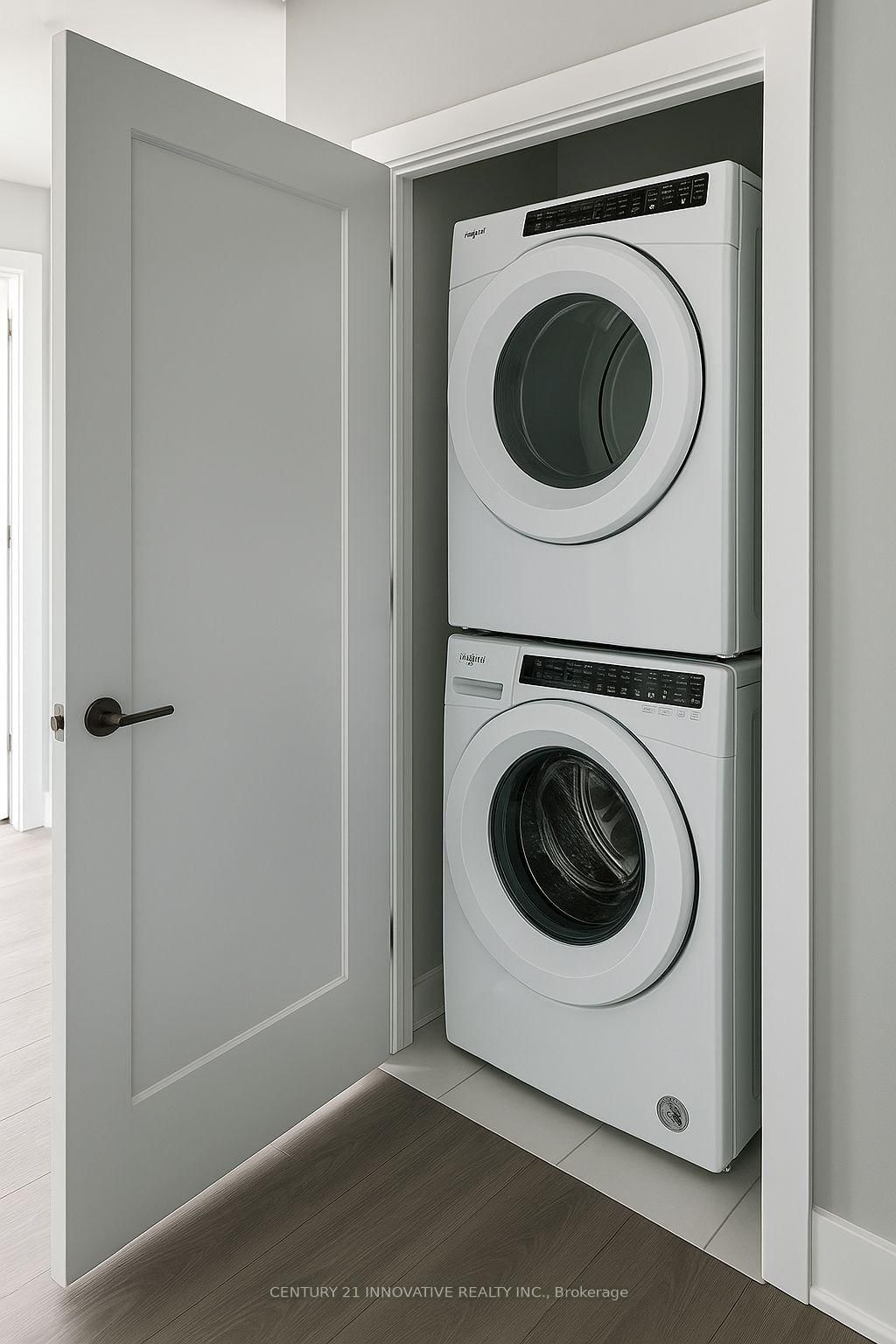Photo 6 of Unit 2707, 2545 Simcoe St N, Oshawa, Windfields — HOMEH