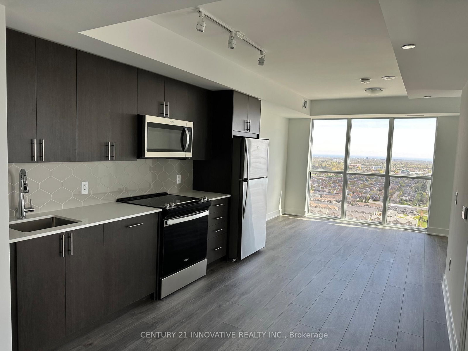 Photo 8 of Unit 2707, 2545 Simcoe St N, Oshawa, Windfields — HOMEH