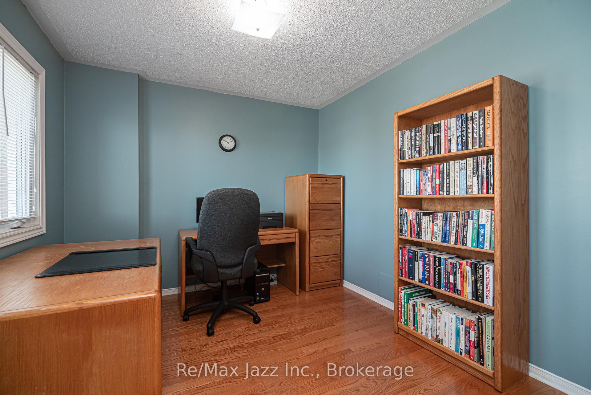 Photo 15 of 35 Avondale Drive, Clarington, Courtice — HOMEH