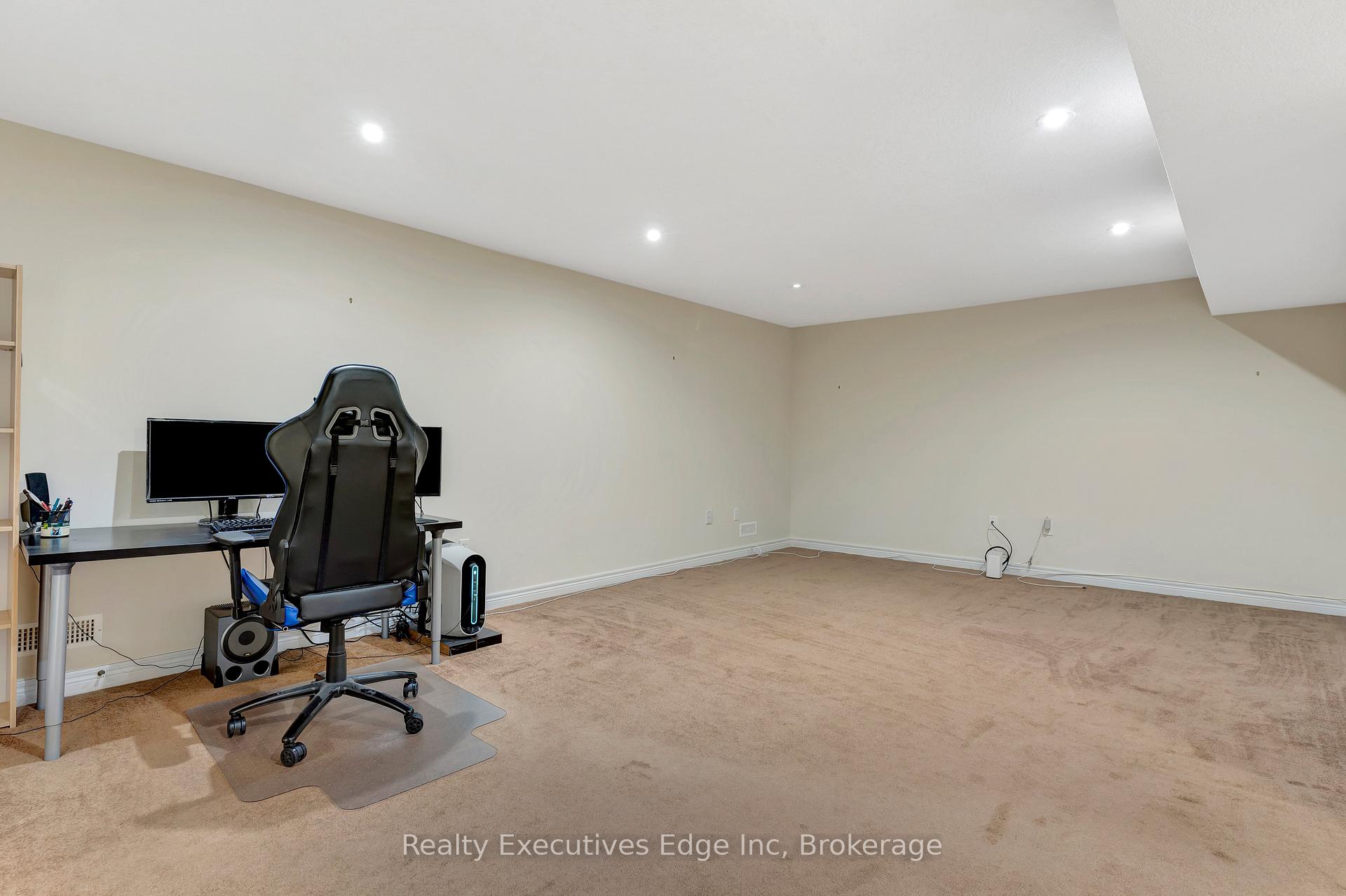Photo 17 of 16 Penfold Drive, Guelph, Grange Road — HOMEH