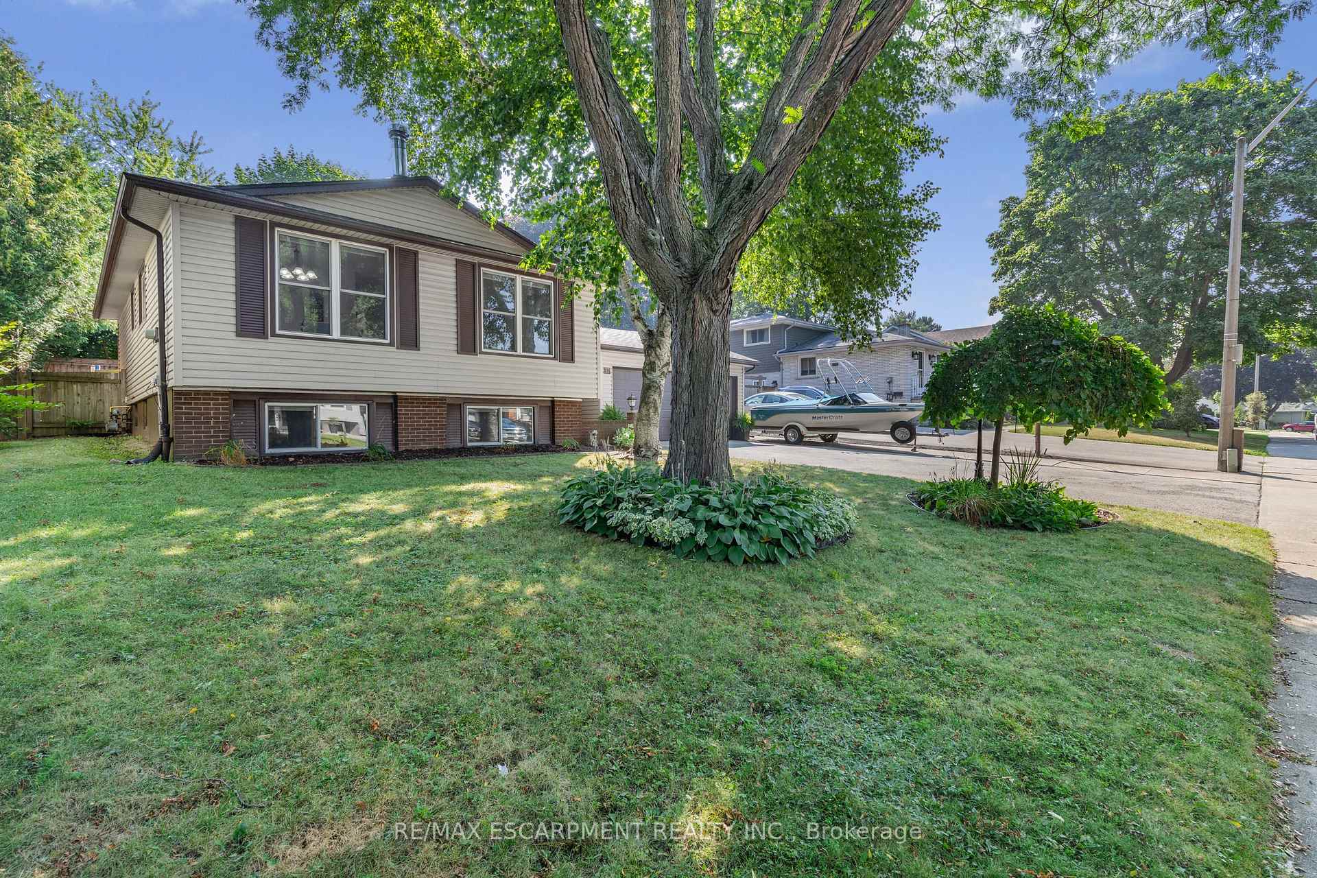 Photo 5 of 37 Glenvale Drive, Hamilton, Gilkson — HOMEH