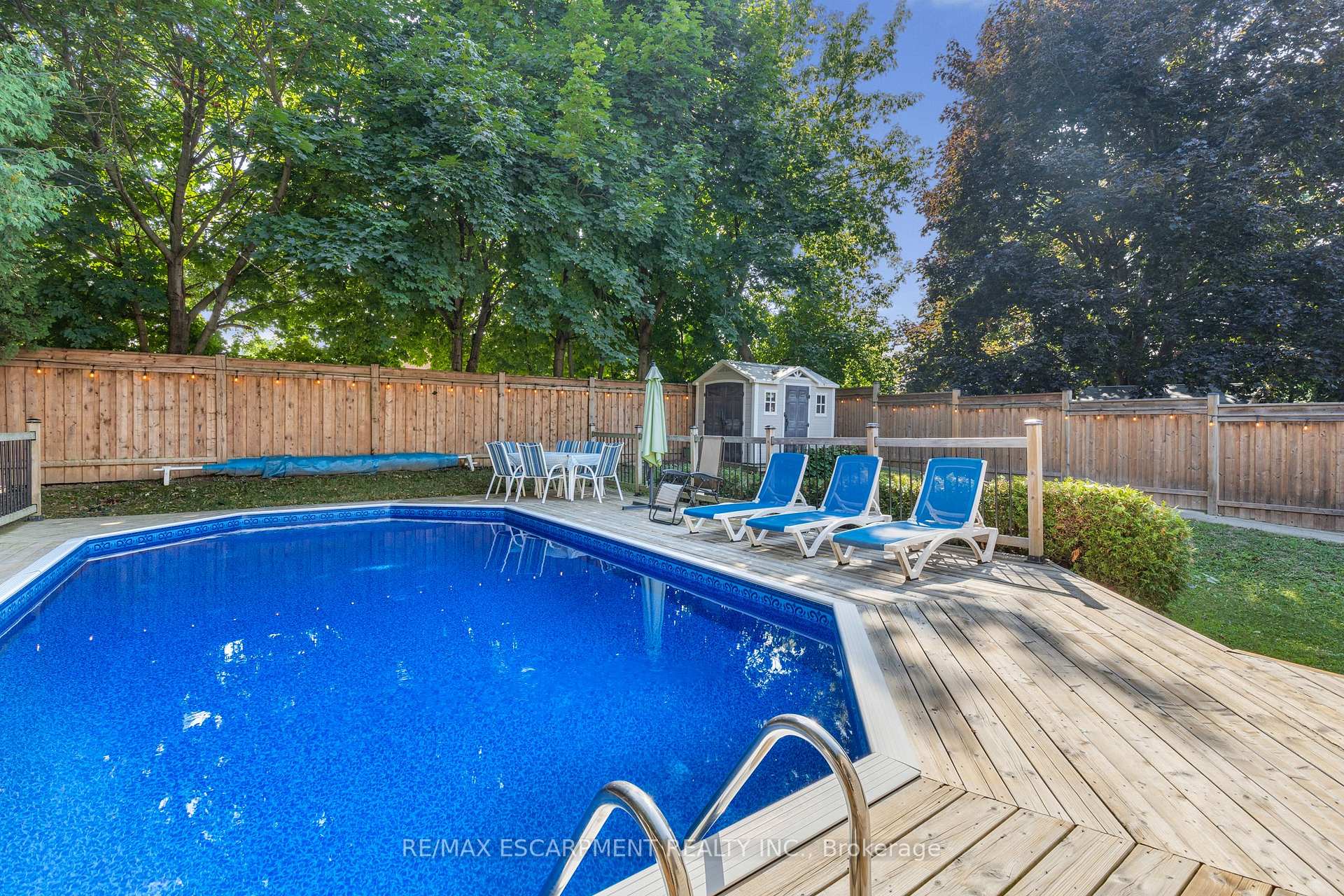 Photo 39 of 37 Glenvale Drive, Hamilton, Gilkson — HOMEH