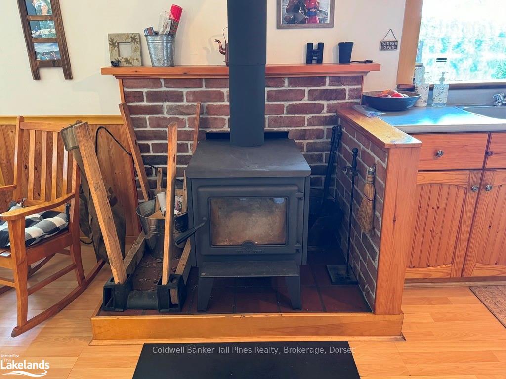 Photo 17 of 1023 Twilight Close W, Algonquin Highlands, McClintock — HOMEH
