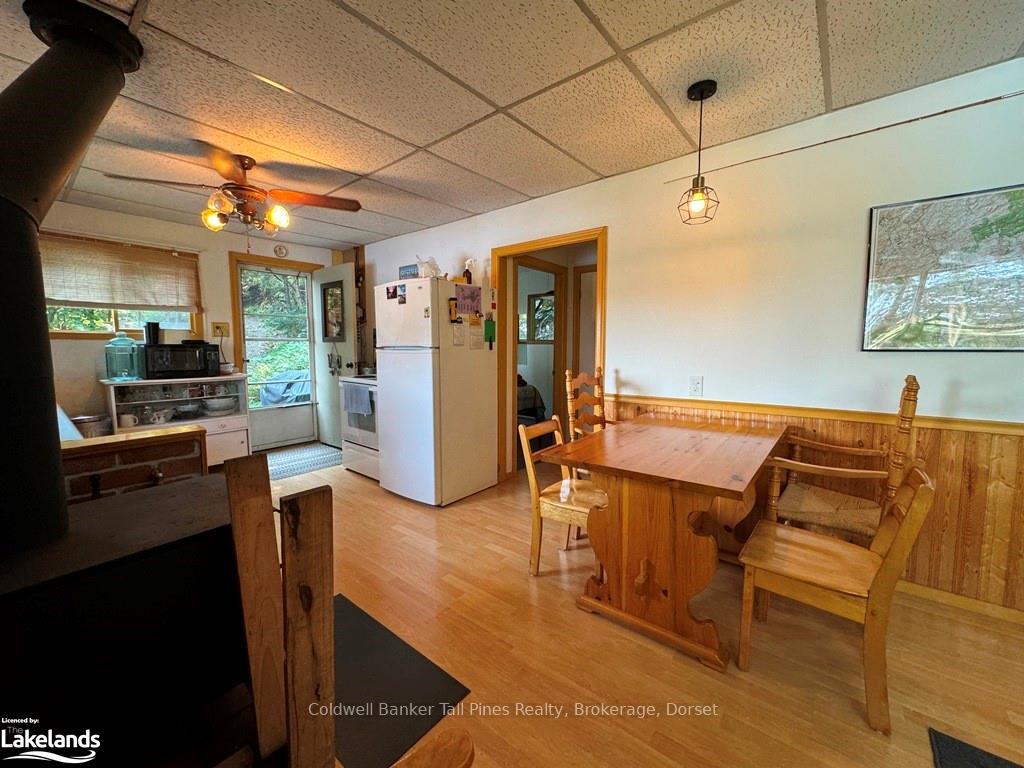 Photo 18 of 1023 Twilight Close W, Algonquin Highlands, McClintock — HOMEH