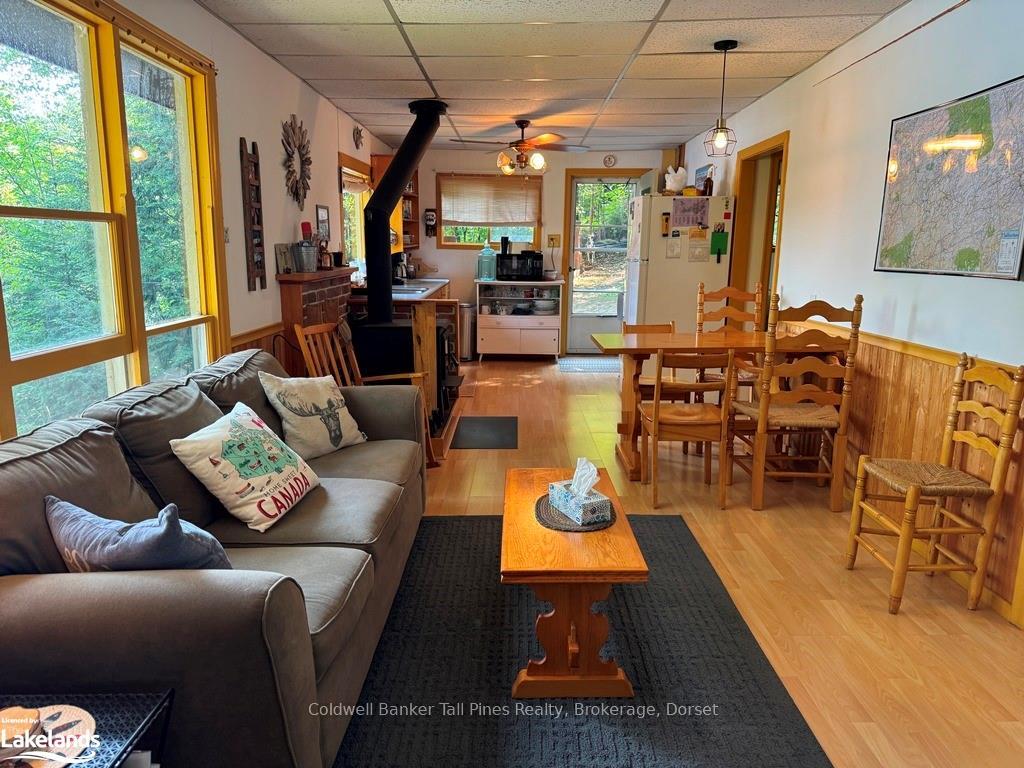 Photo 19 of 1023 Twilight Close W, Algonquin Highlands, McClintock — HOMEH