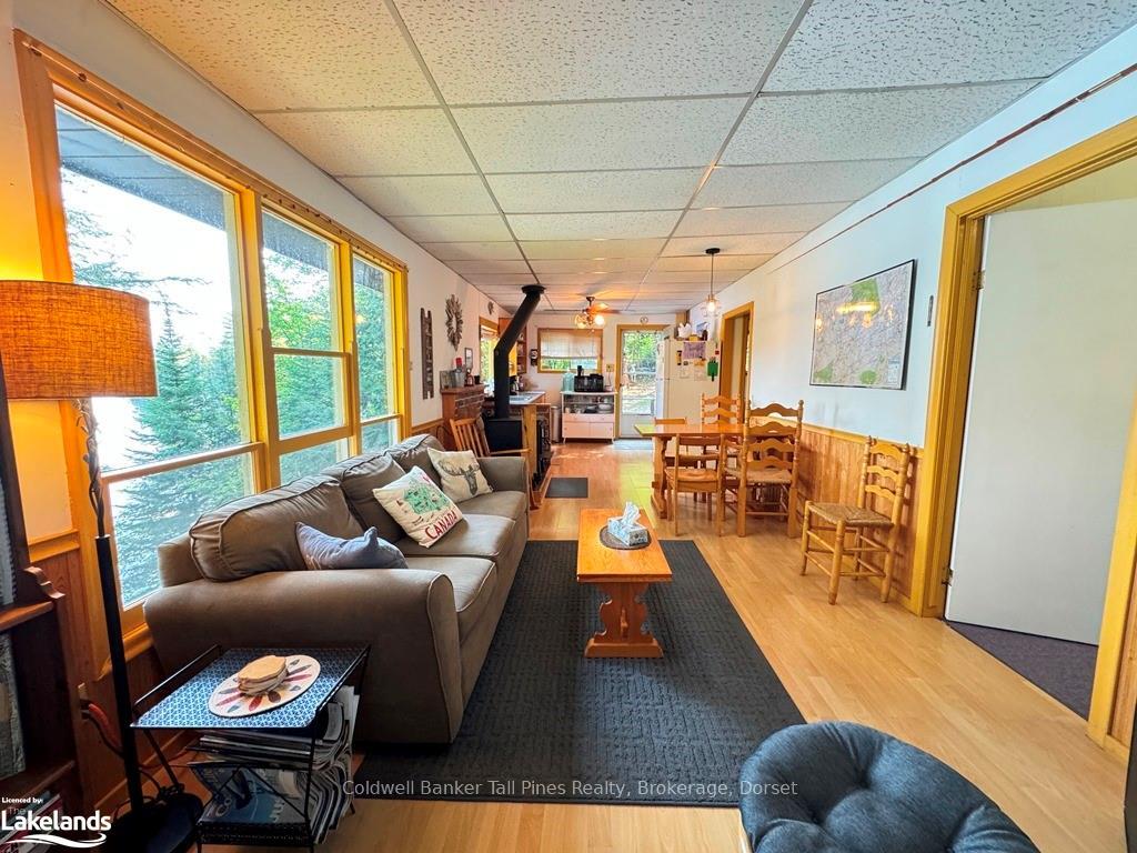 Photo 20 of 1023 Twilight Close W, Algonquin Highlands, McClintock — HOMEH