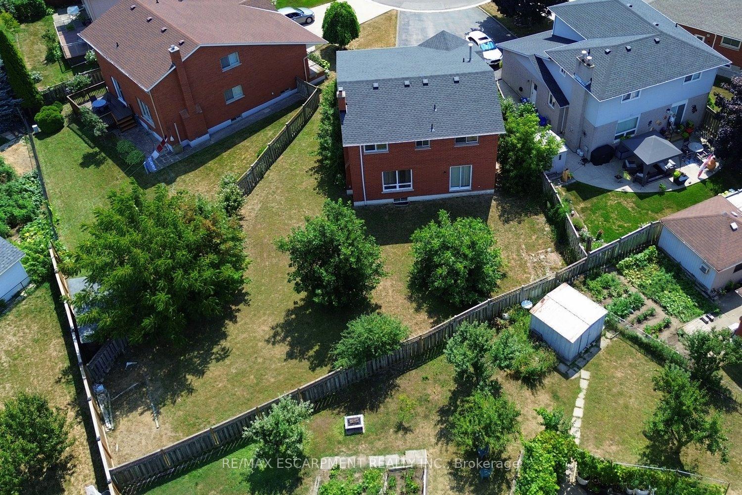 Photo 1 of 3 Lord Court, Hamilton, Kentley — HOMEH