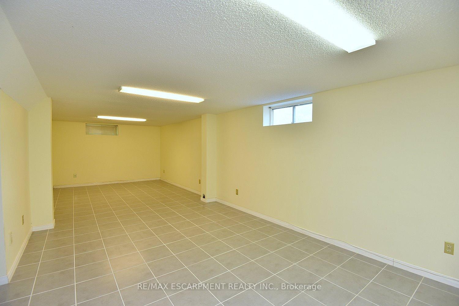 Photo 31 of 3 Lord Court, Hamilton, Kentley — HOMEH