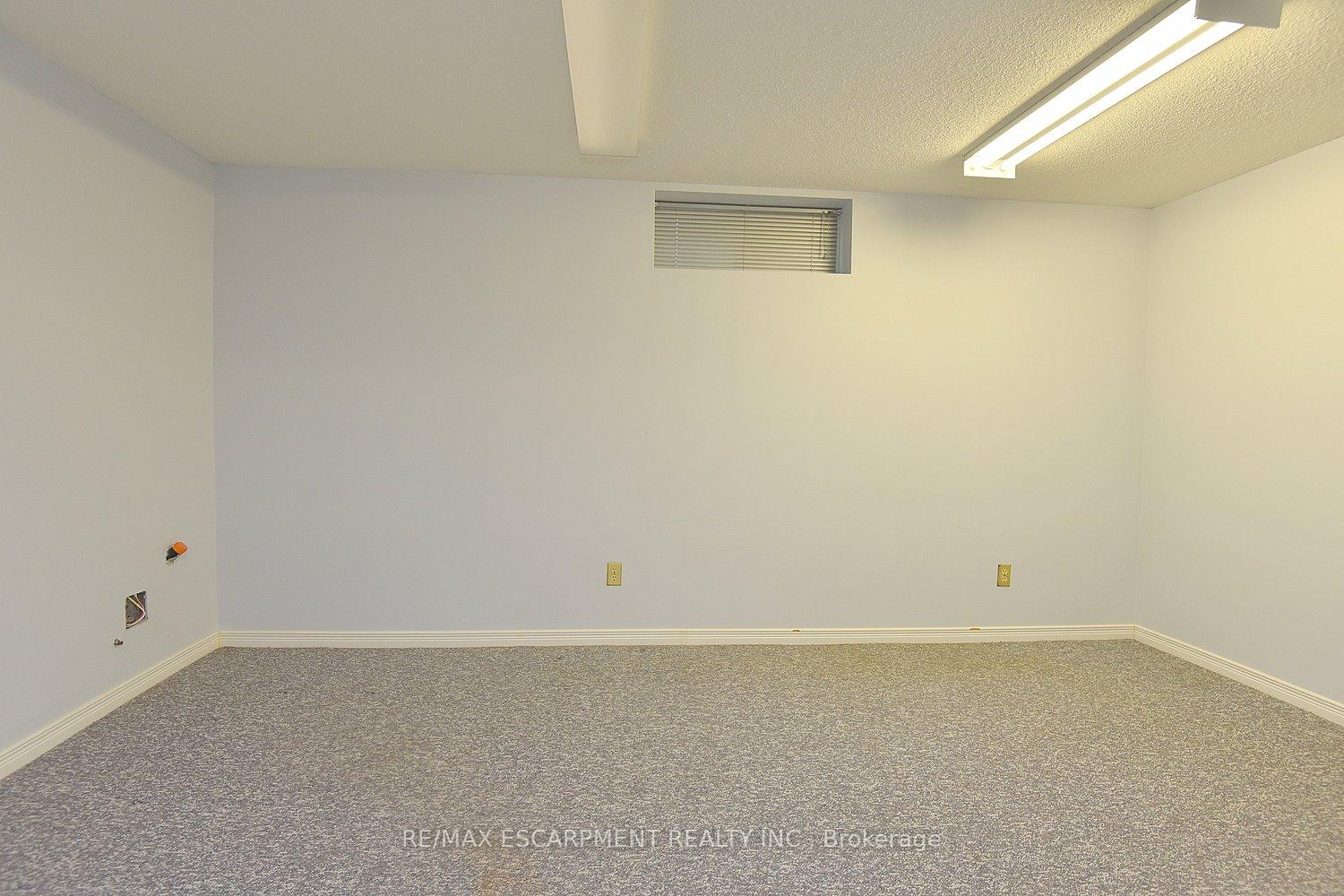 Photo 35 of 3 Lord Court, Hamilton, Kentley — HOMEH