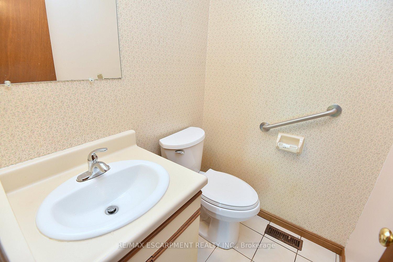 Photo 47 of 3 Lord Court, Hamilton, Kentley — HOMEH