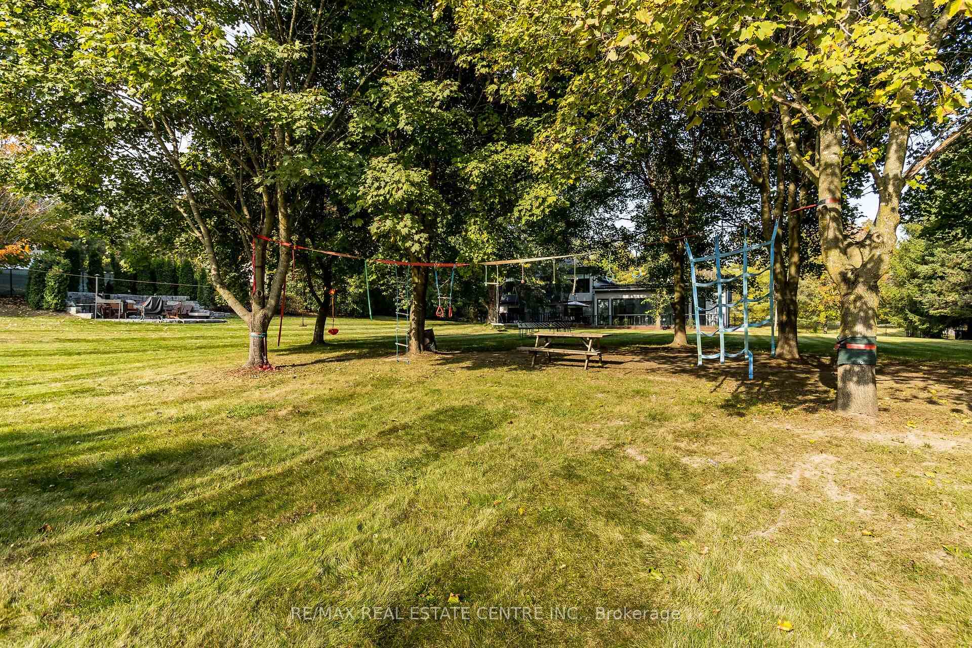 Photo 39 of 16 Humber Trail, Caledon, Palgrave — HOMEH