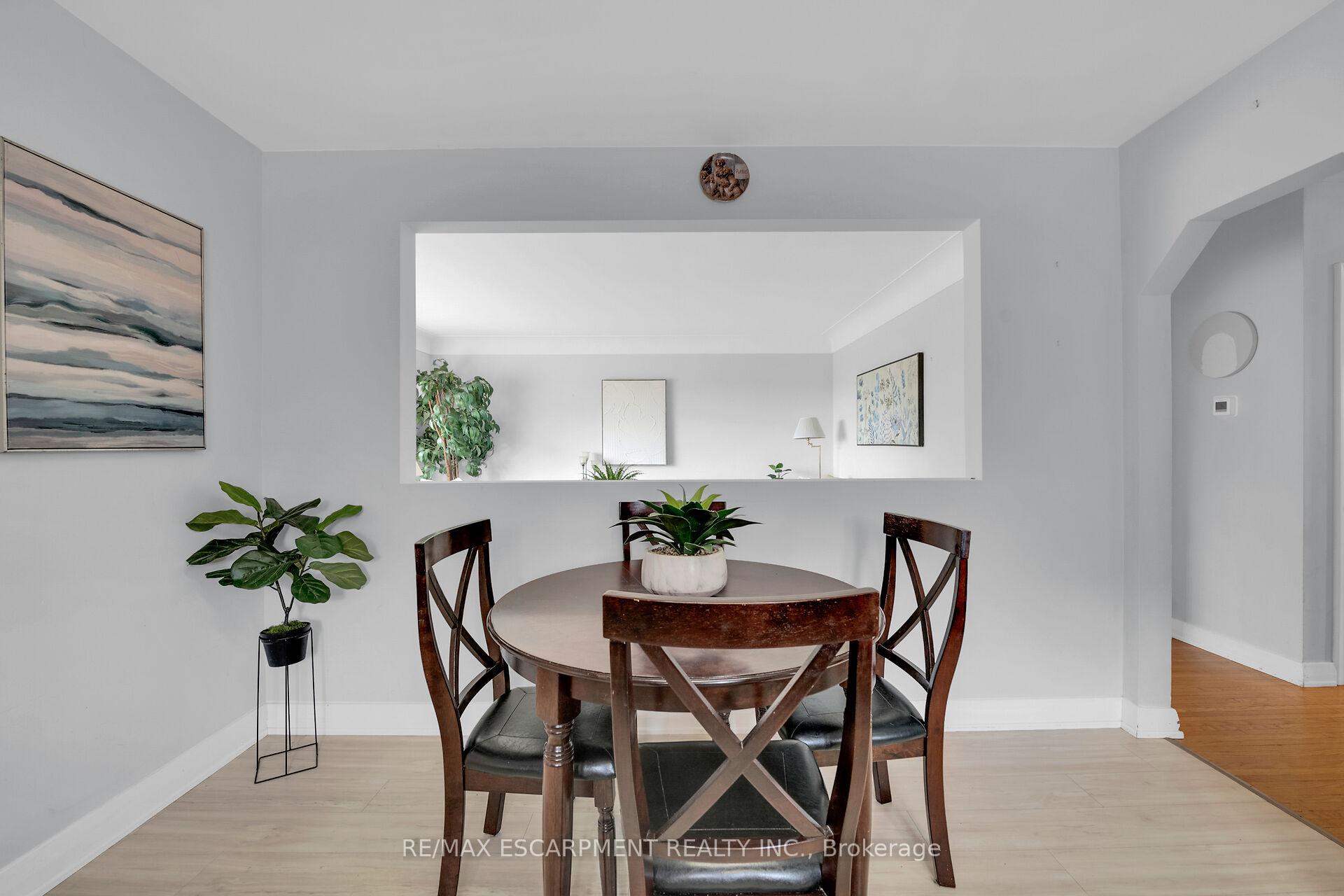 Photo 10 of 261 Mcneilly Road, Hamilton, Fruitland — HOMEH