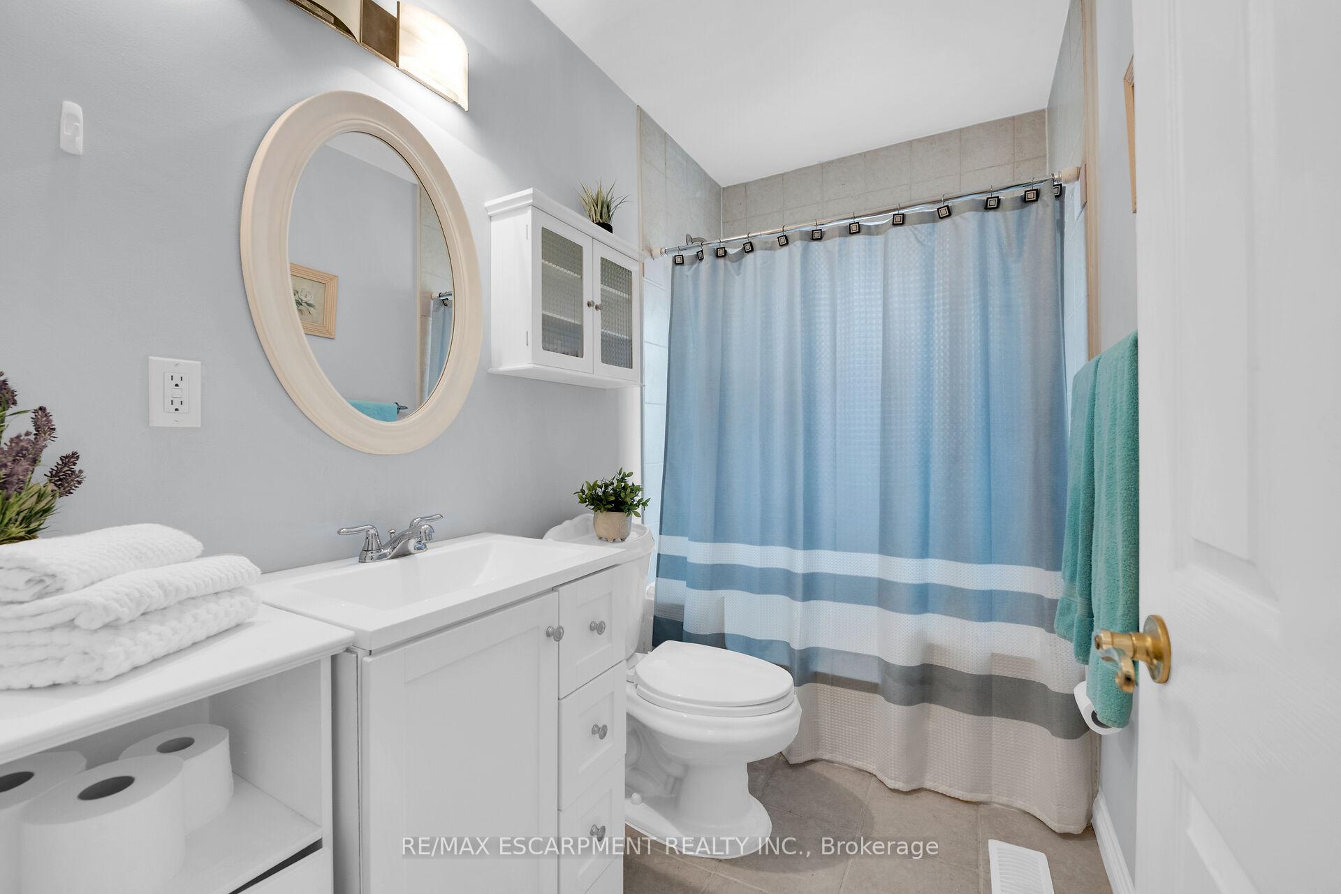 Photo 19 of 261 Mcneilly Road, Hamilton, Fruitland — HOMEH