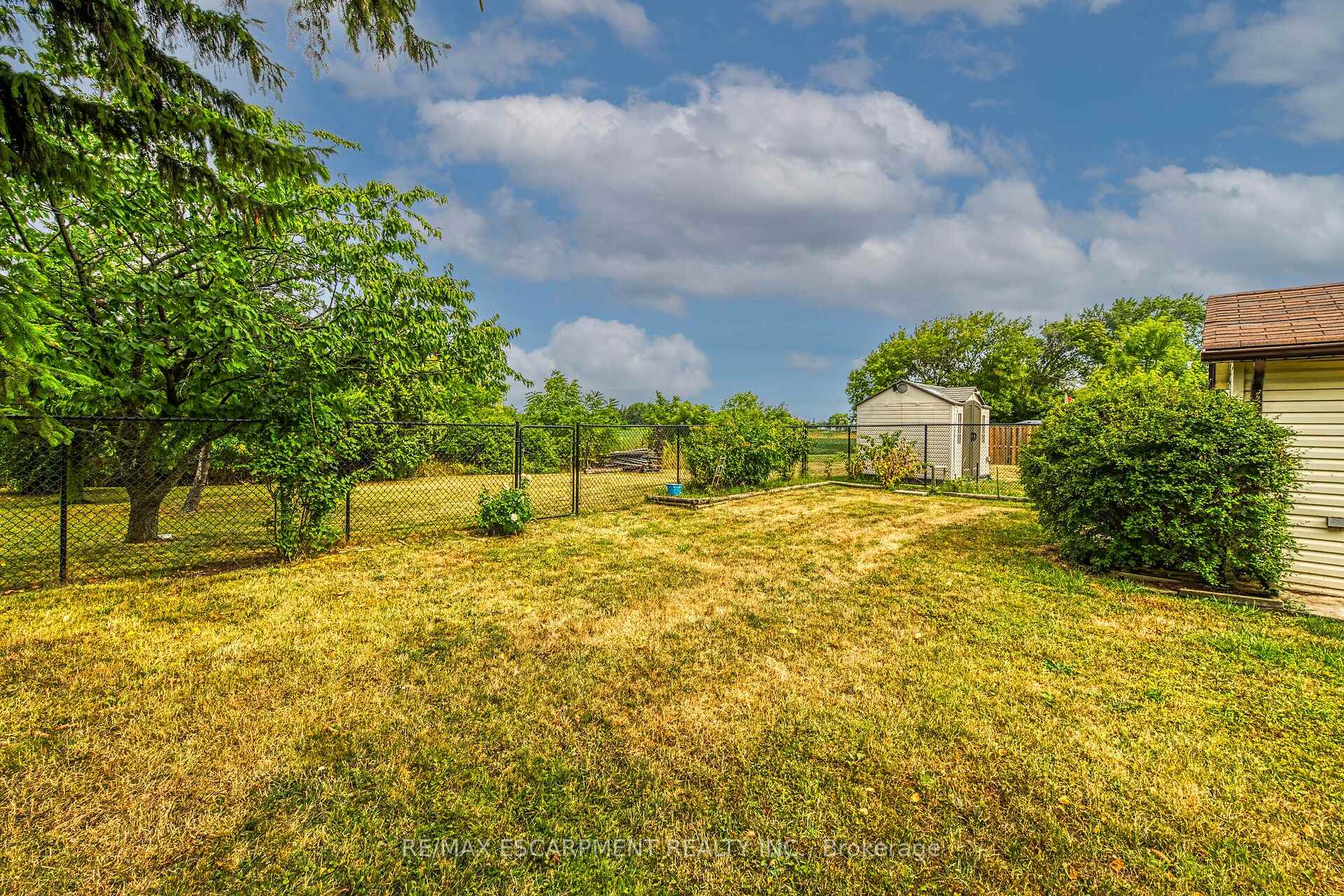 Photo 38 of 261 Mcneilly Road, Hamilton, Fruitland — HOMEH