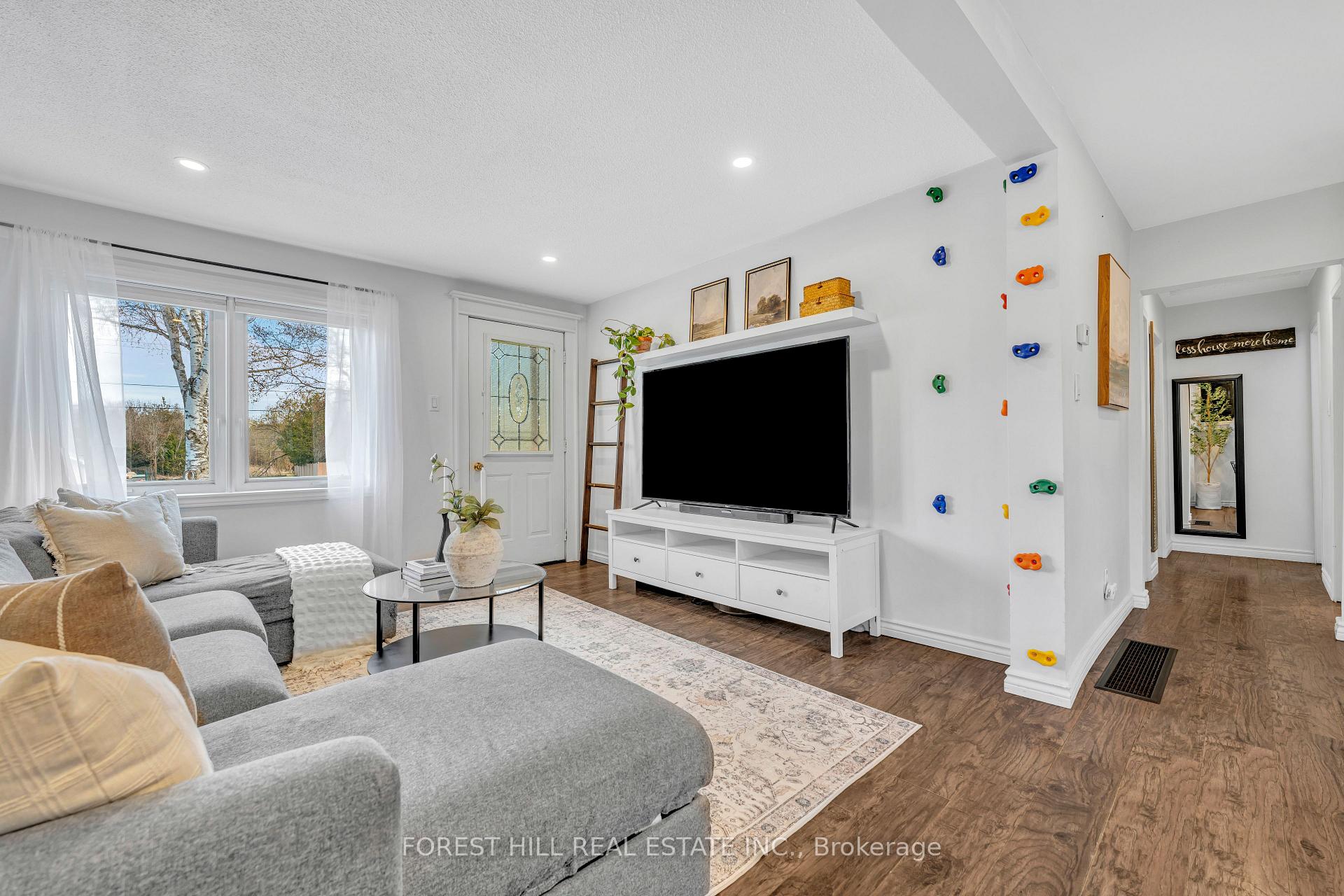 Photo 16 of 4028 Highway 2 Road, Clarington, Rural Clarington — HOMEH