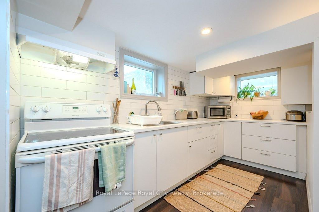 Photo 20 of 112 Forest Street, Guelph, Dovercliffe Park/Old University — HOMEH