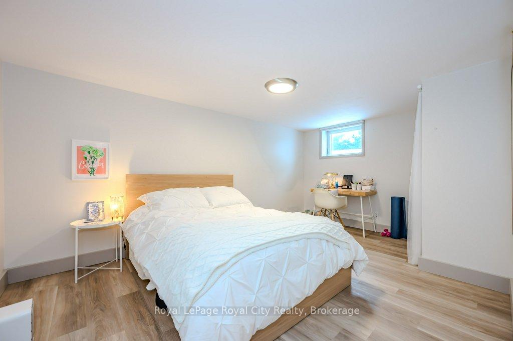 Photo 26 of 112 Forest Street, Guelph, Dovercliffe Park/Old University — HOMEH