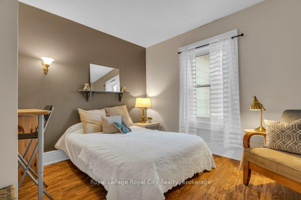 Photo 19 of 128 Dufferin Street, Guelph, Exhibition Park — HOMEH