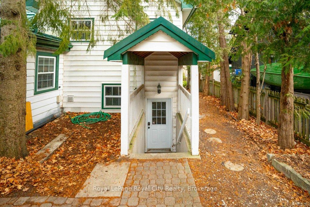 Photo 30 of 128 Dufferin Street, Guelph, Exhibition Park — HOMEH