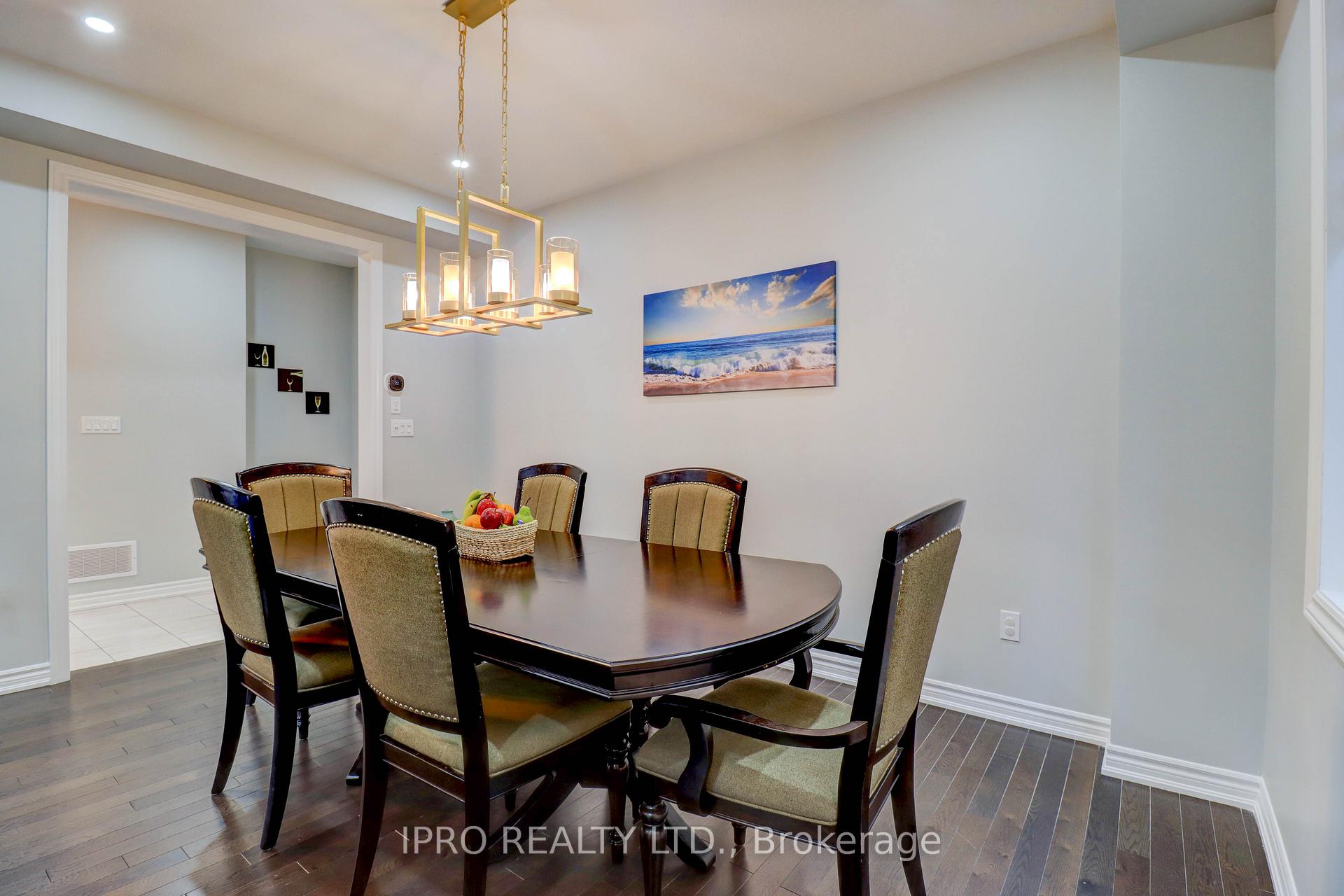 Photo 9 of 168 Ronald Hooper Avenue, Clarington, Bowmanville — HOMEH