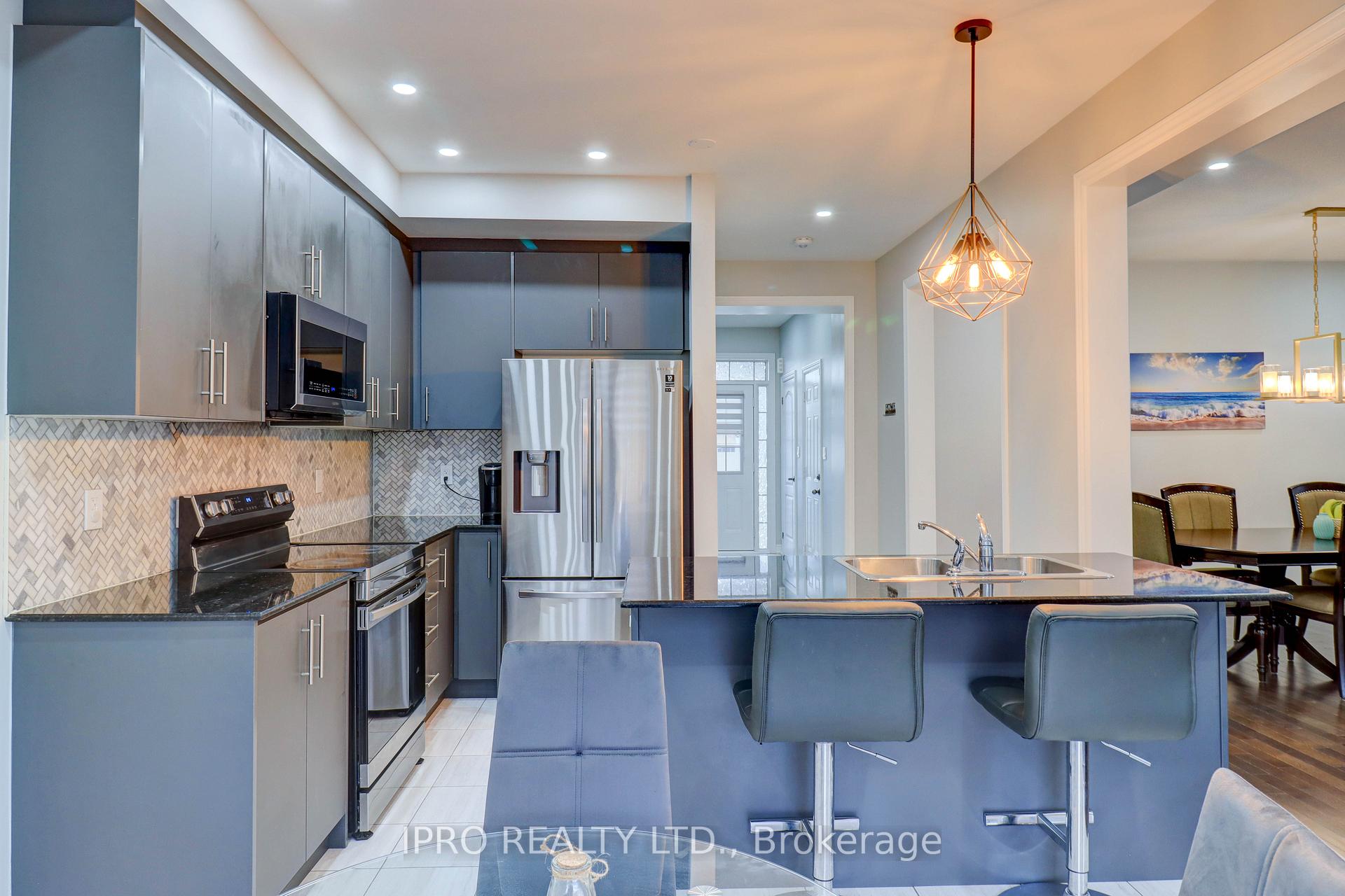Photo 10 of 168 Ronald Hooper Avenue, Clarington, Bowmanville — HOMEH