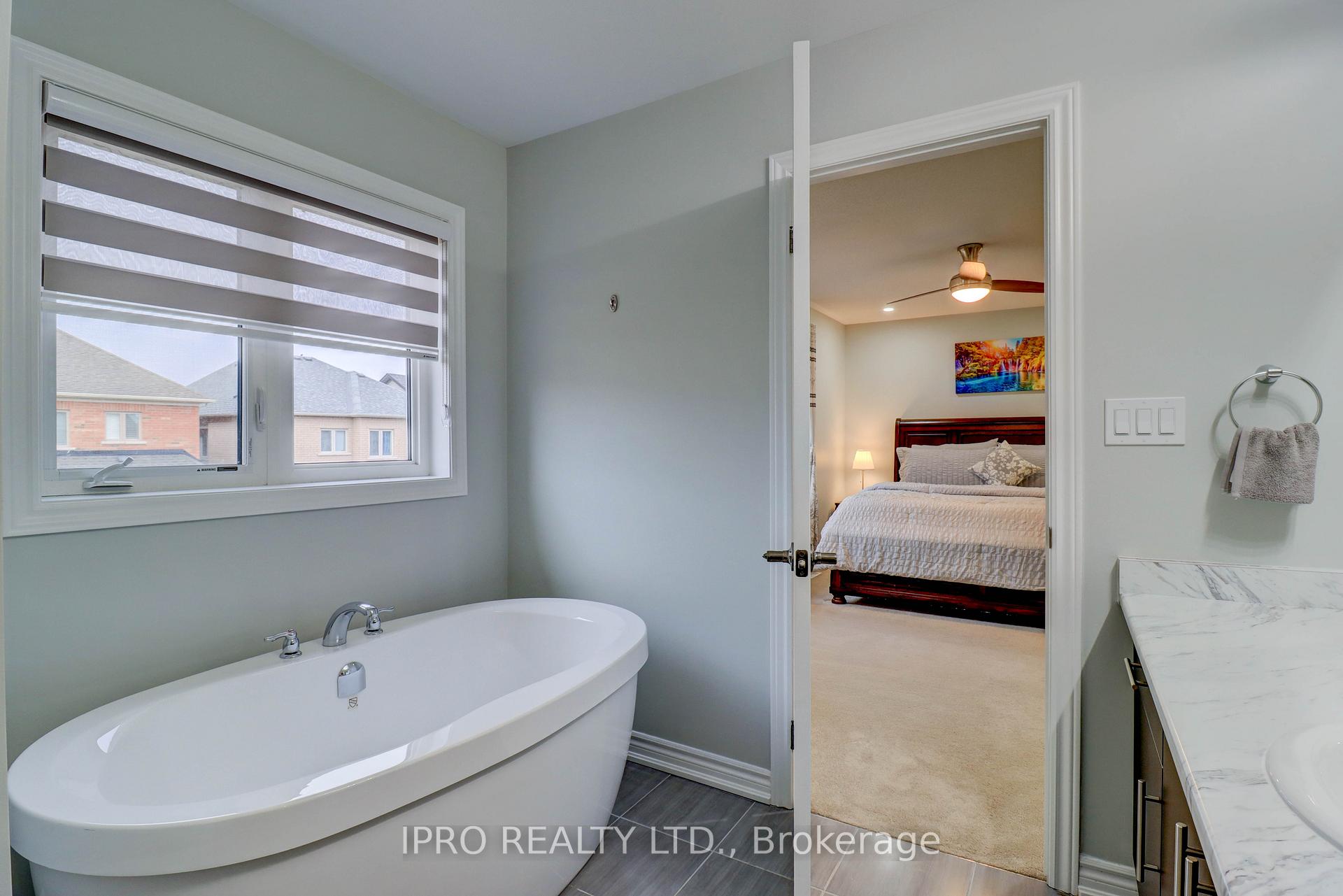 Photo 20 of 168 Ronald Hooper Avenue, Clarington, Bowmanville — HOMEH