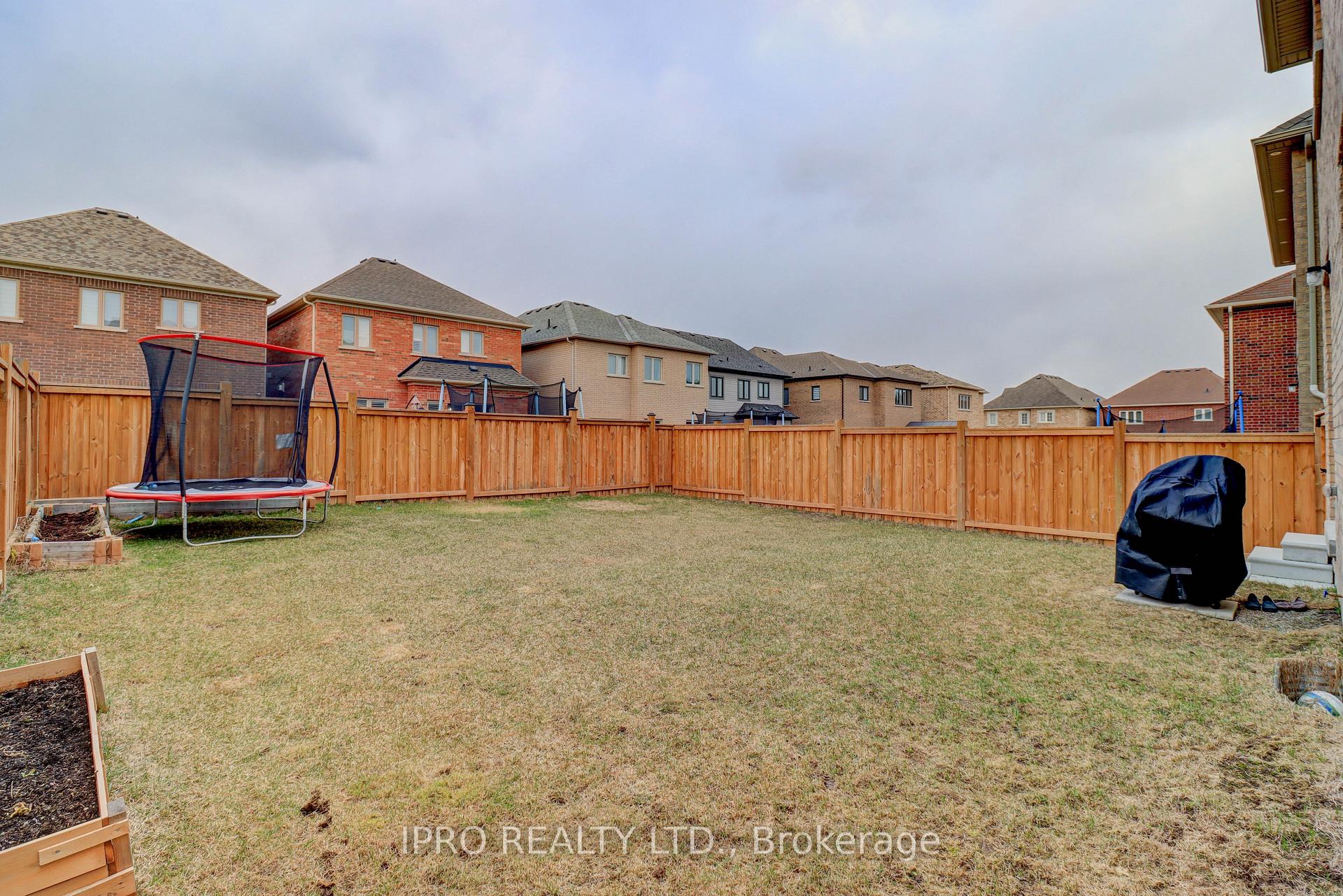Photo 34 of 168 Ronald Hooper Avenue, Clarington, Bowmanville — HOMEH