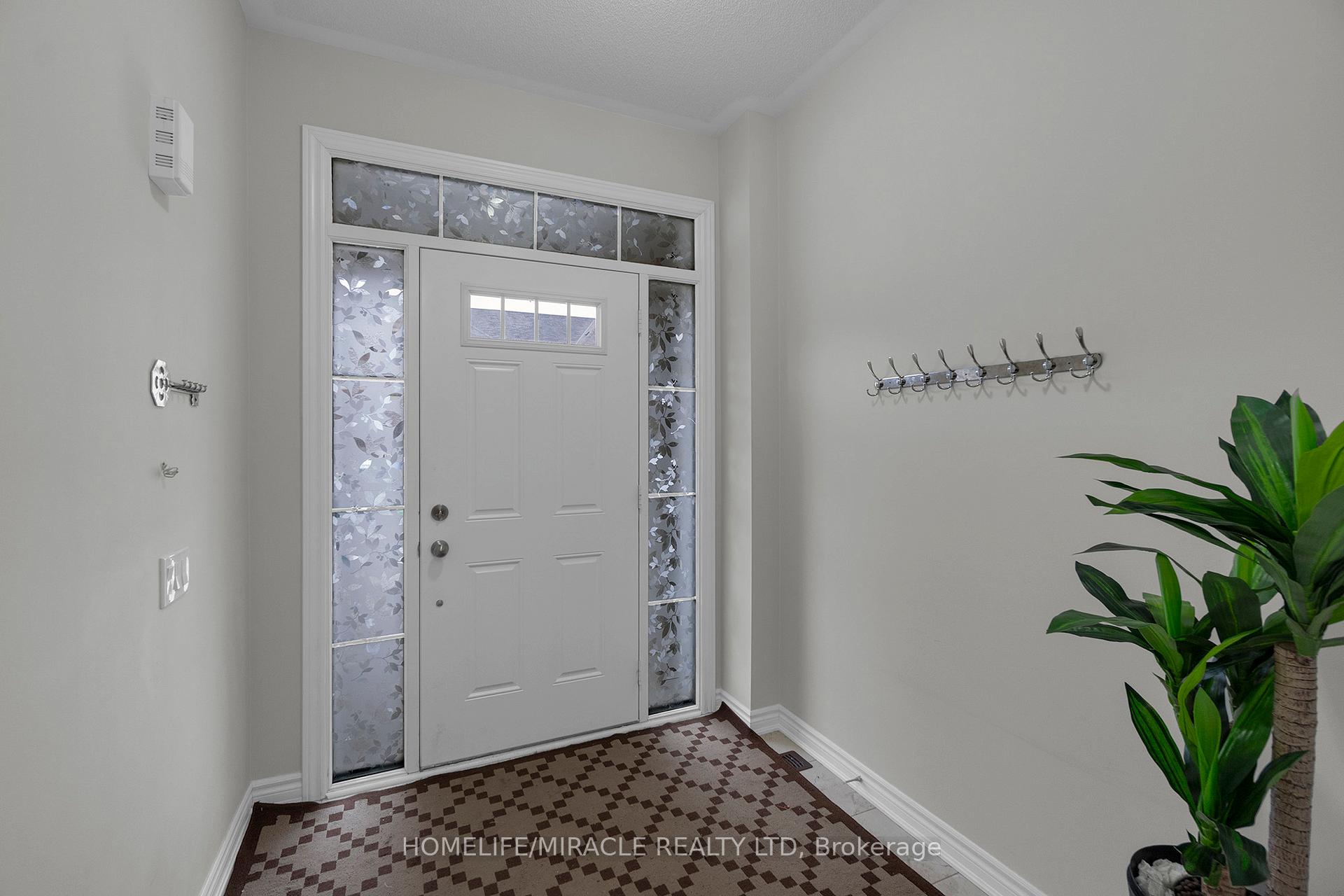 Photo 5 of 8 Phyllis Drive, Caledon, Rural Caledon — HOMEH