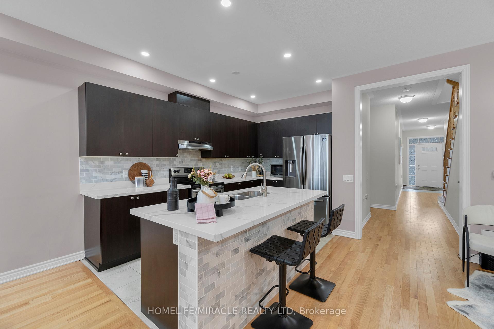 Photo 14 of 8 Phyllis Drive, Caledon, Rural Caledon — HOMEH