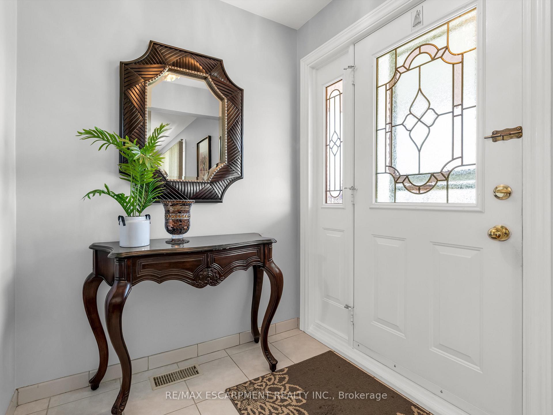 Photo 7 of 31 Kilbourn Avenue, Hamilton, Stoney Creek — HOMEH